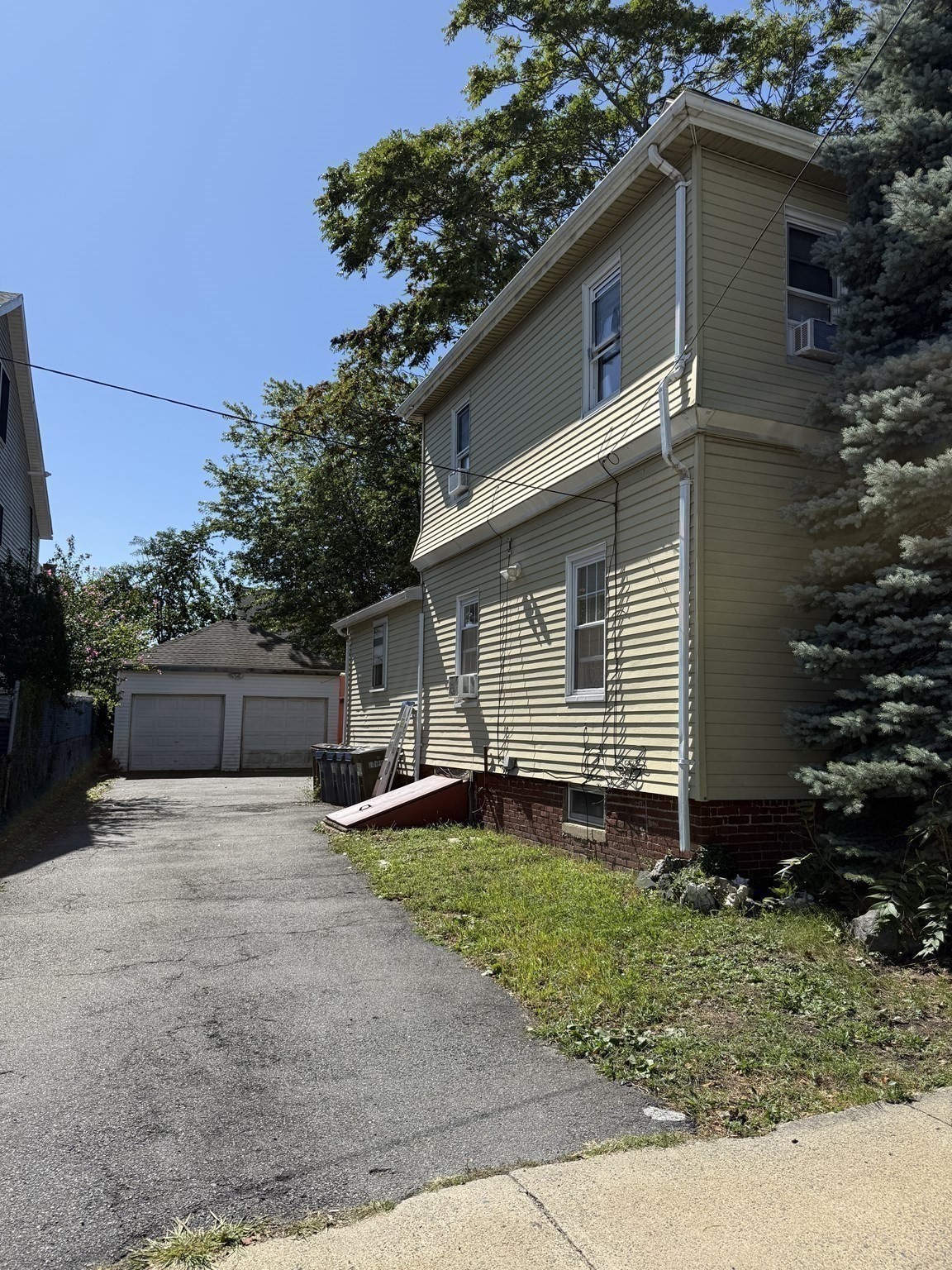 35 Cheever St. Property Photo 26