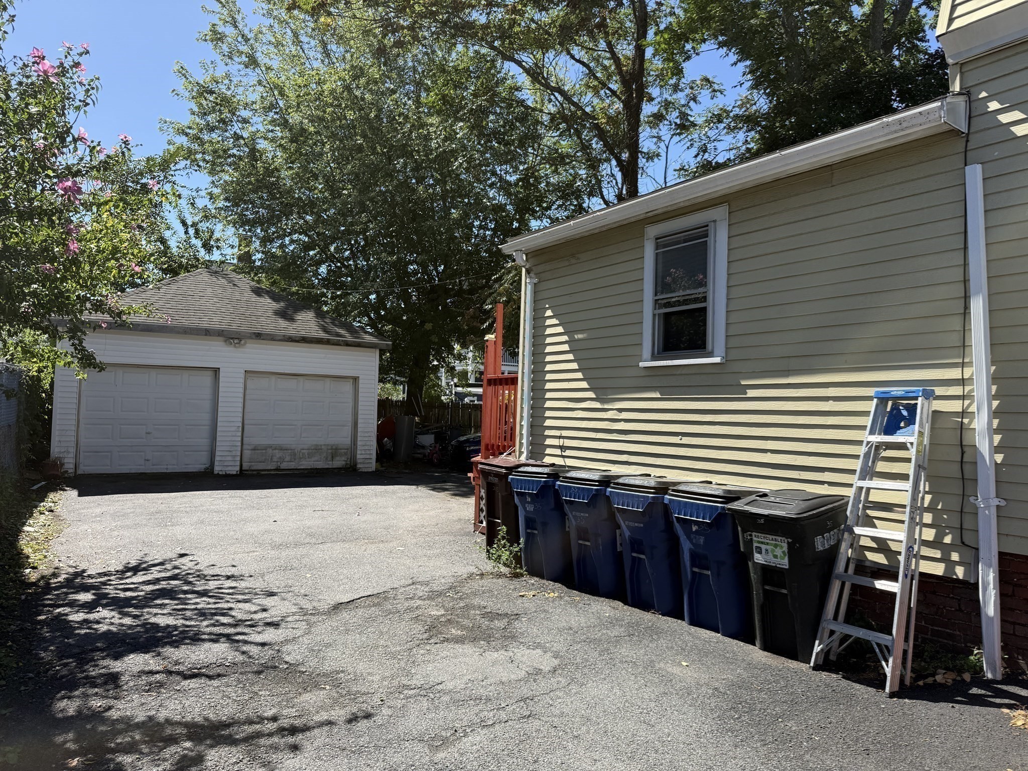 35 Cheever St. Property Photo 27