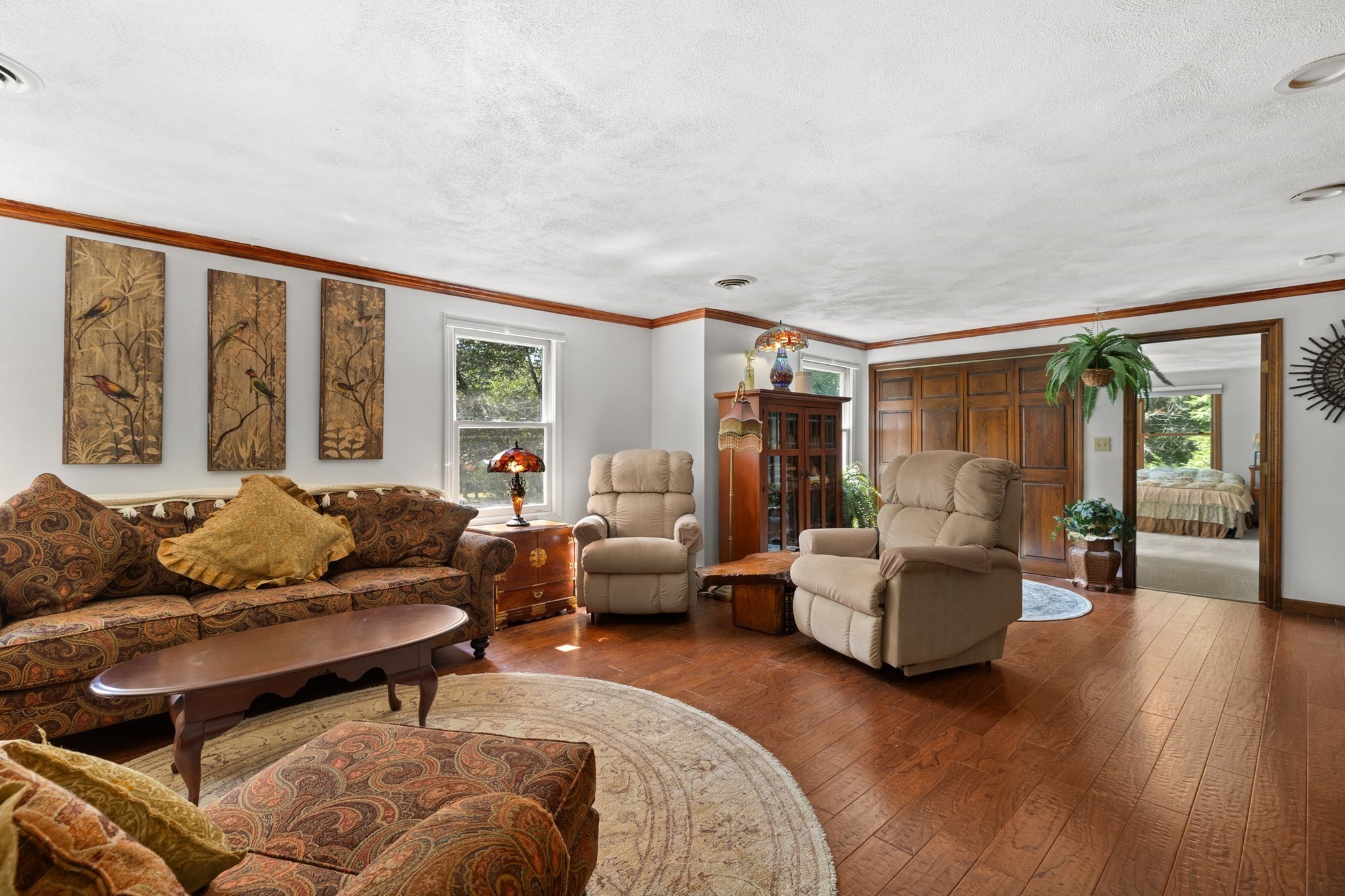 195 Cordaville Rd Property Photo 4