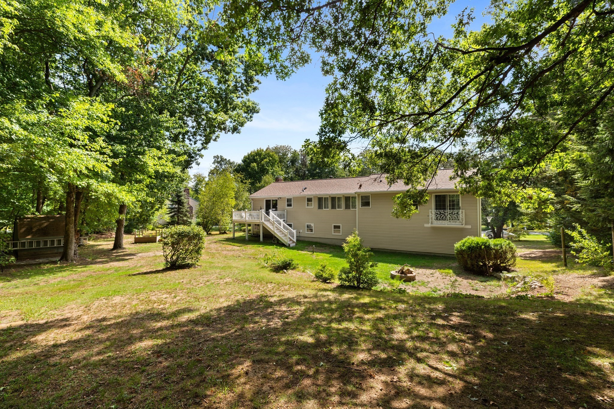195 Cordaville Rd Property Photo 27