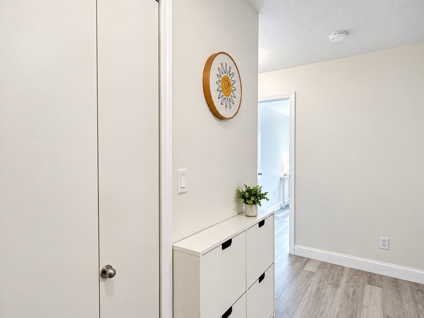 101 Waite St # B4 Property Photo 5