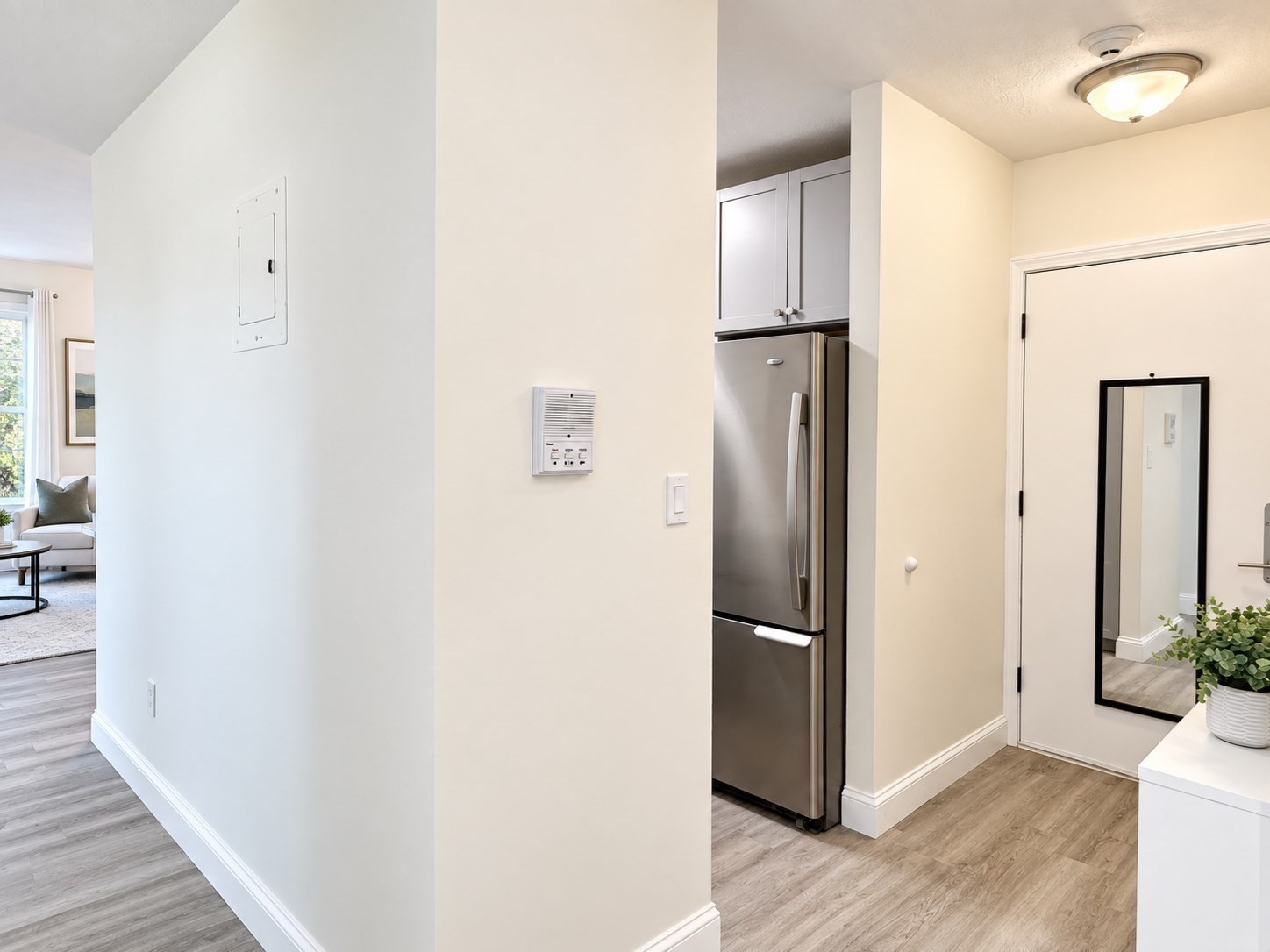 101 Waite St # B4 Property Photo 6