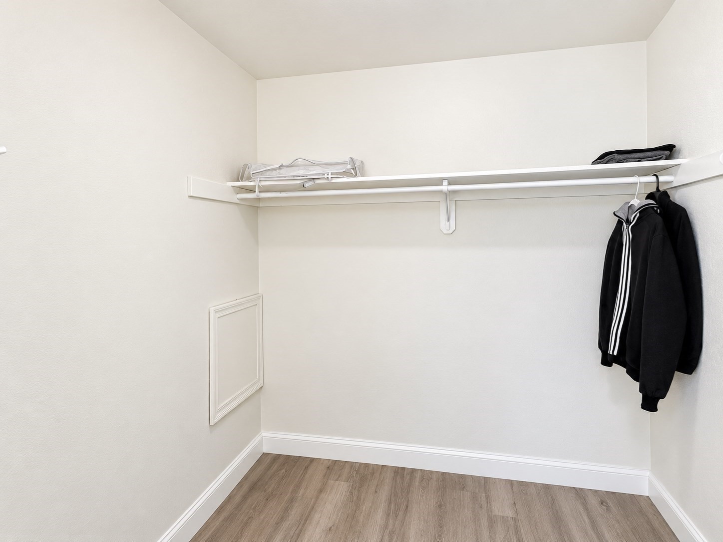 101 Waite St # B4 Property Photo 13