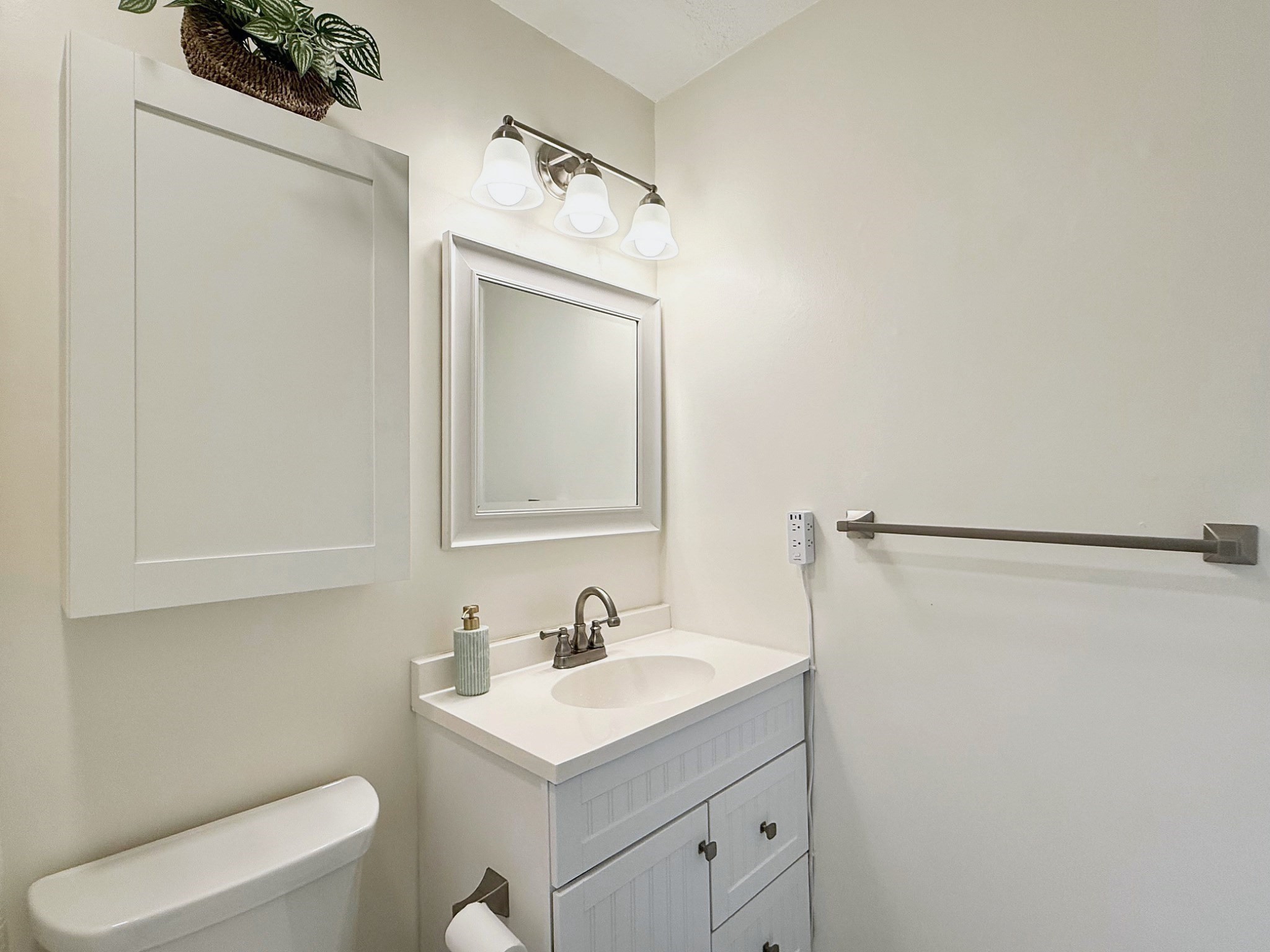 101 Waite St # B4 Property Photo 17