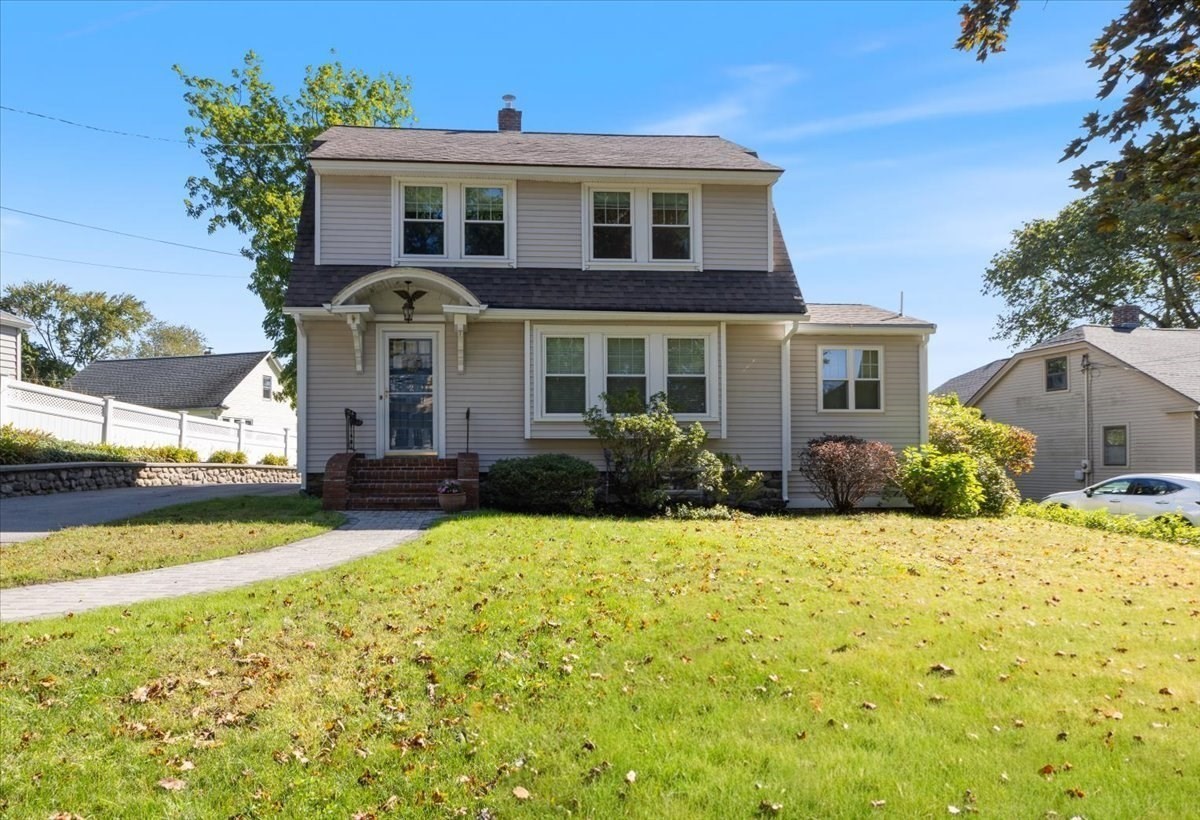 2 Houston Avenue Property Photo 3