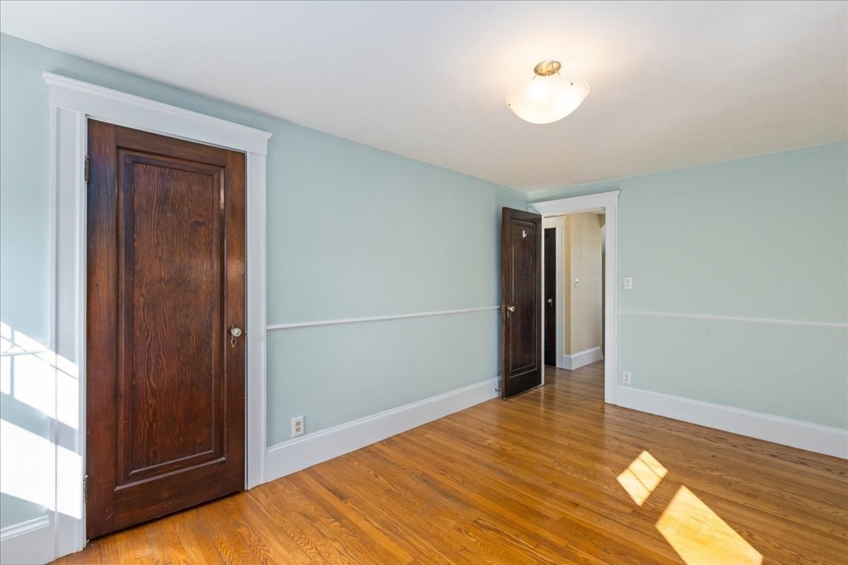 2 Houston Avenue Property Photo 26