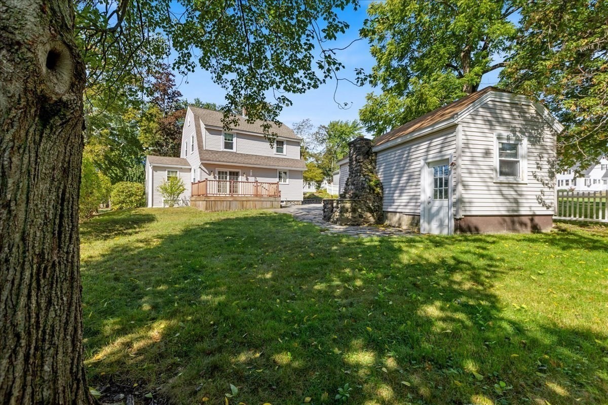 2 Houston Avenue Property Photo 34