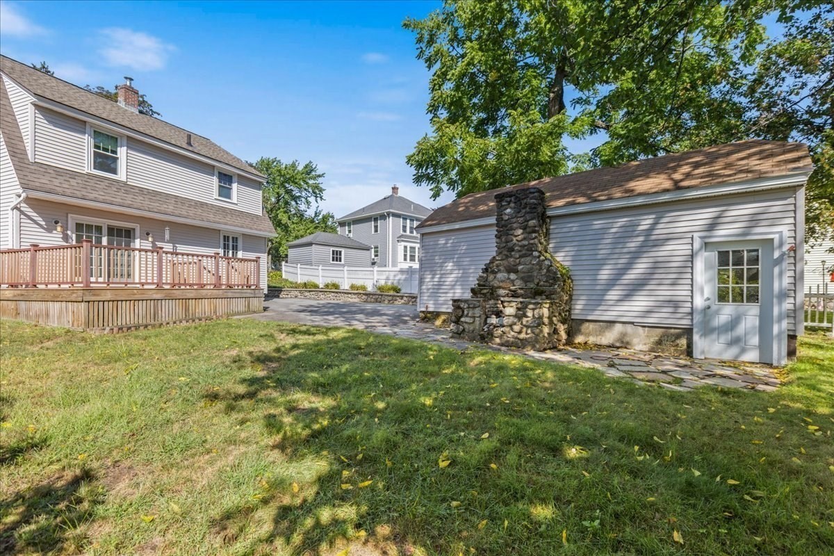 2 Houston Avenue Property Photo 35