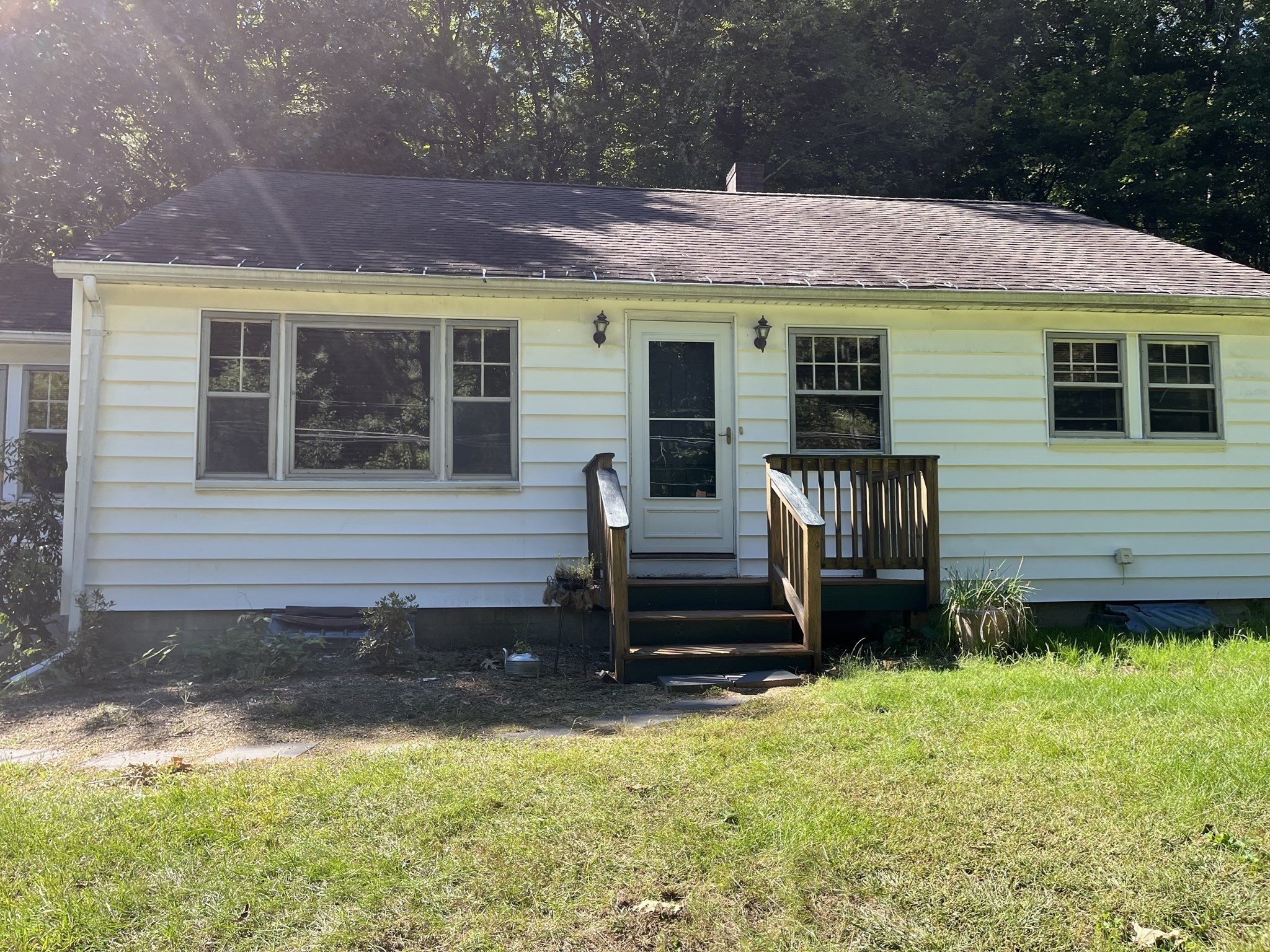 390 Worcester Rd Property Photo 1