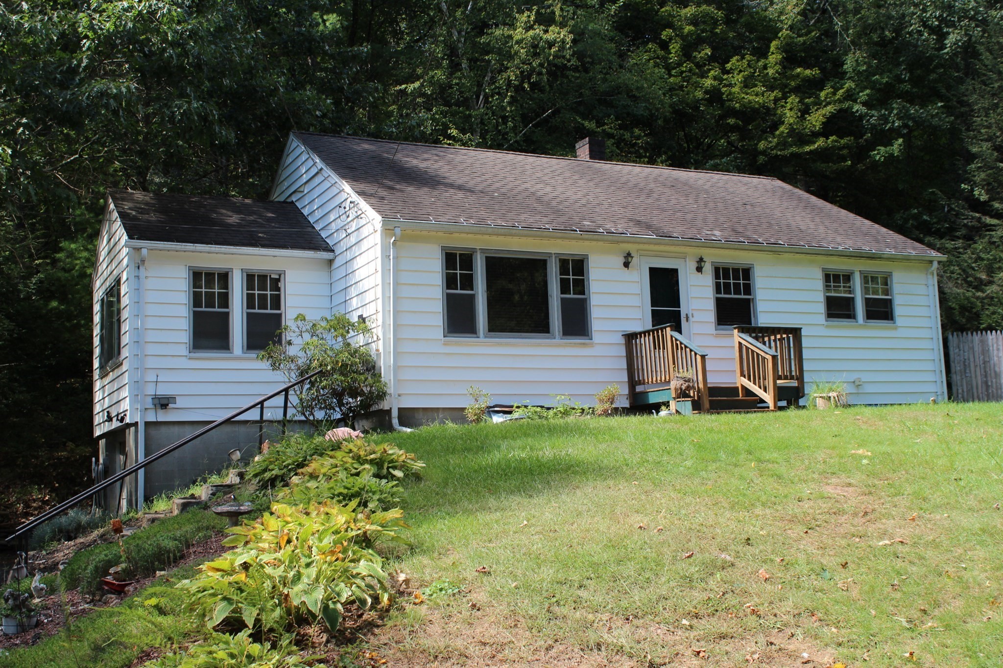 390 Worcester Rd Property Photo 1