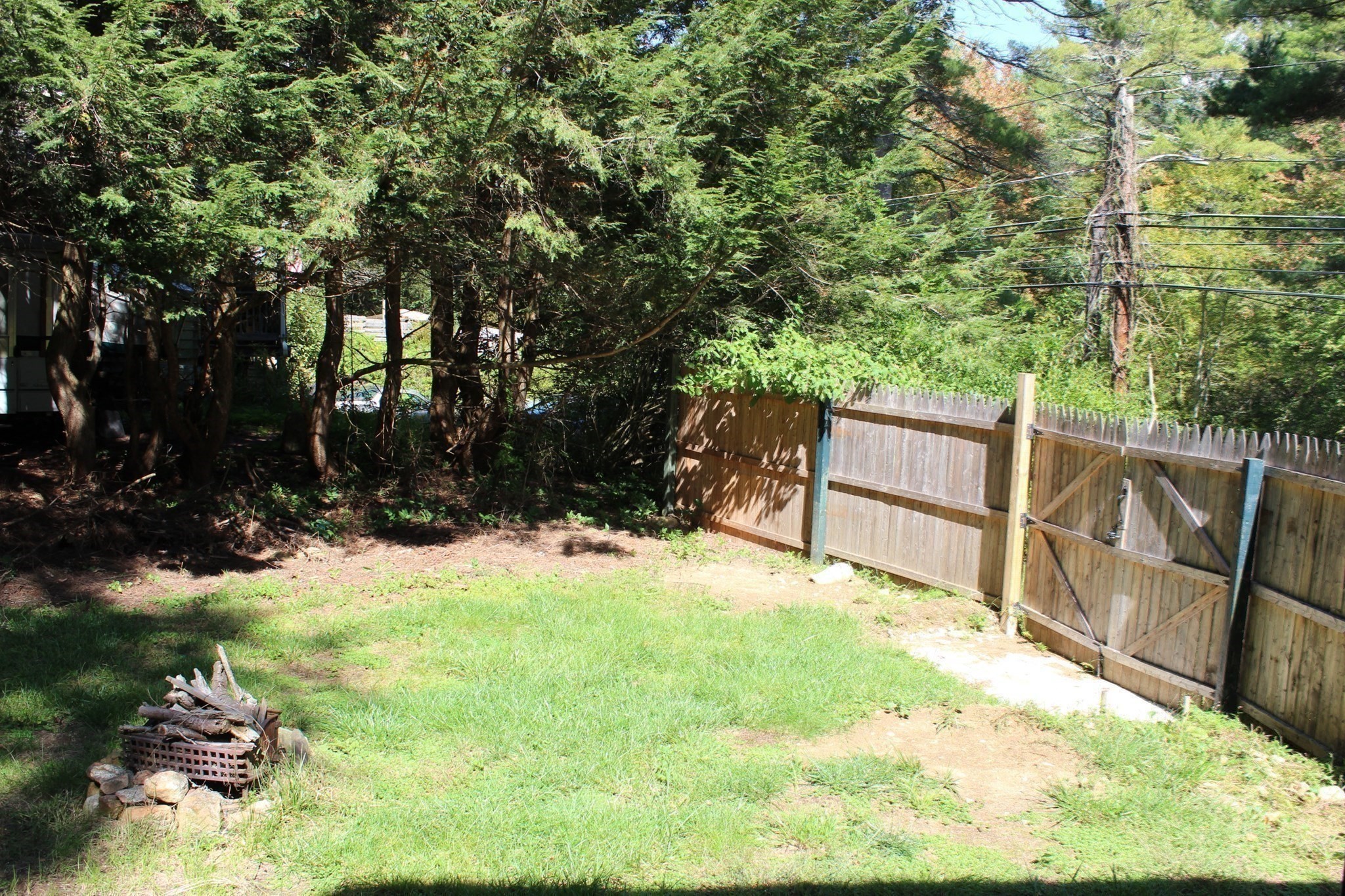 390 Worcester Rd Property Photo 11