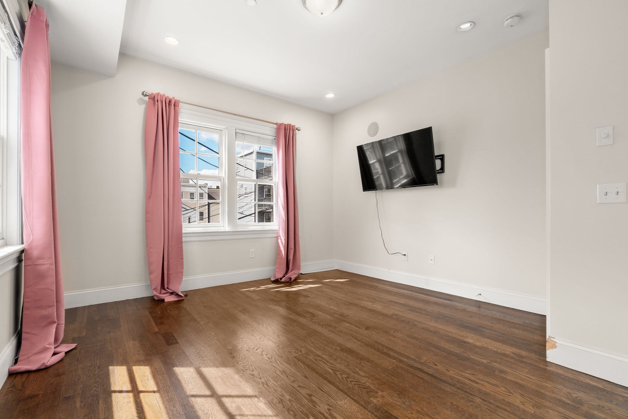25 Mercer St # 1 Property Photo 20