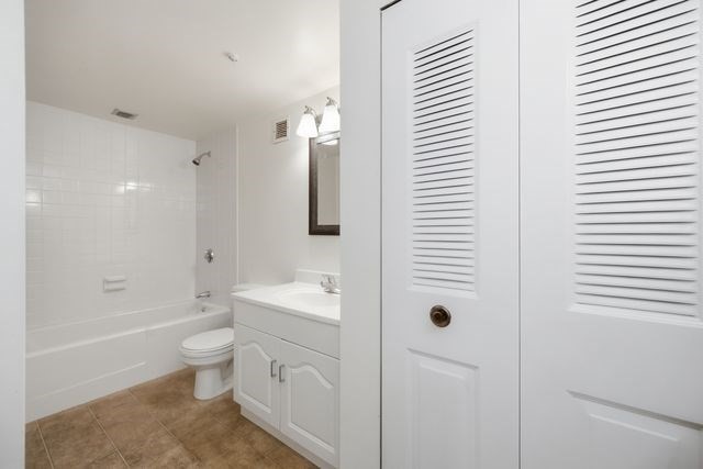 175 Quincy Shore Dr # B61 Property Photo 14