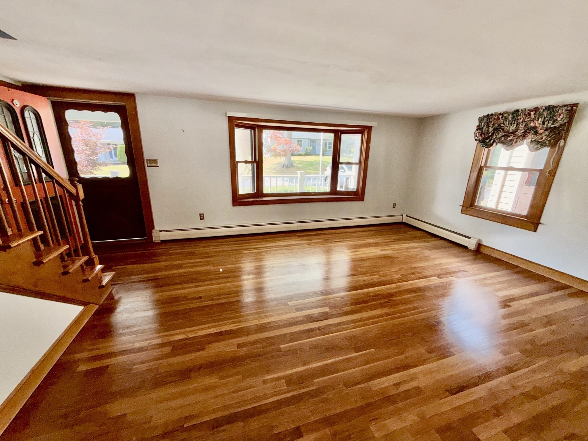 158 Vermont Ave Property Photo 4