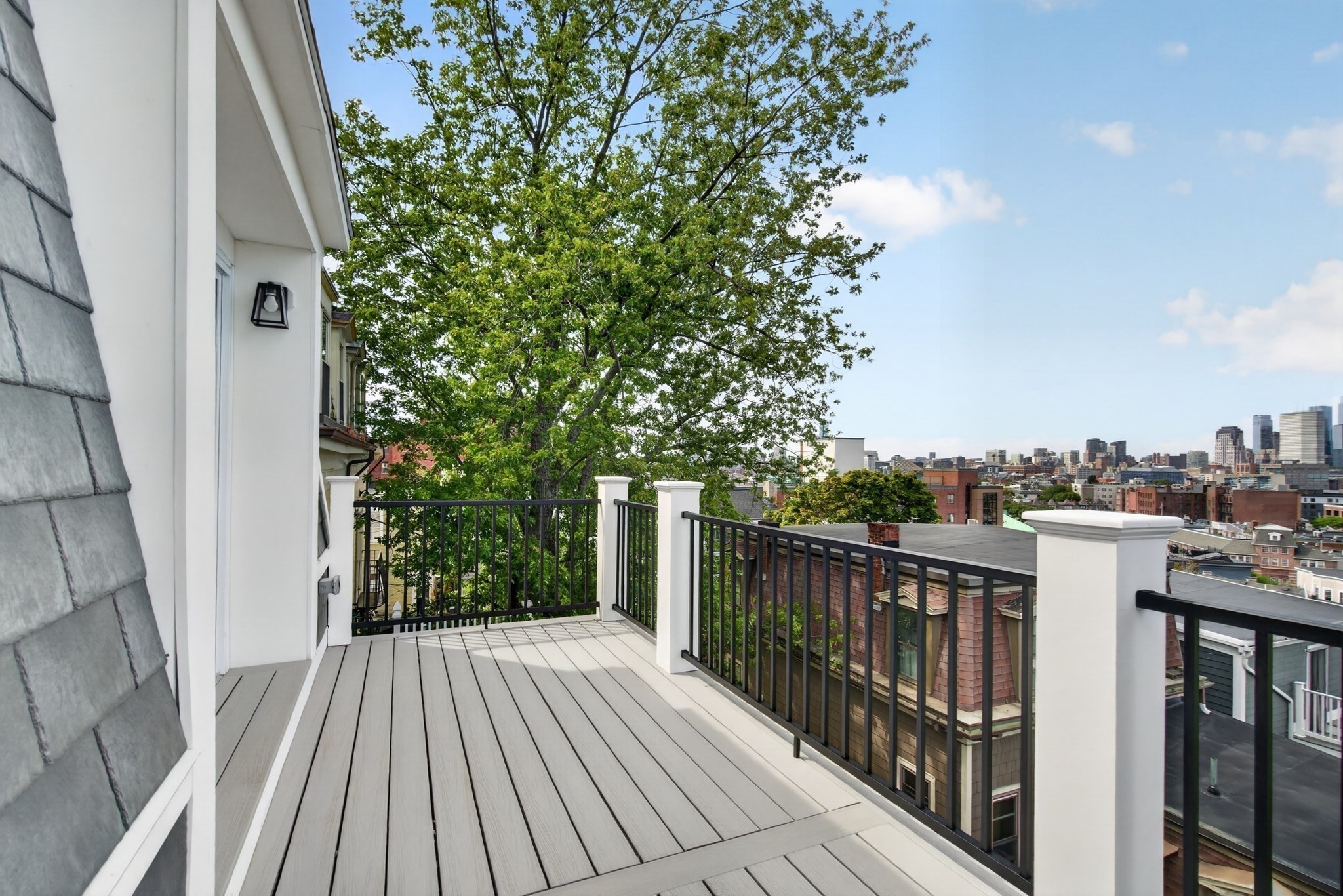 19 Thomas Park # 2 Property Photo 18