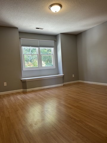 74 Tennis Plaza Road # 38 Property Photo 20