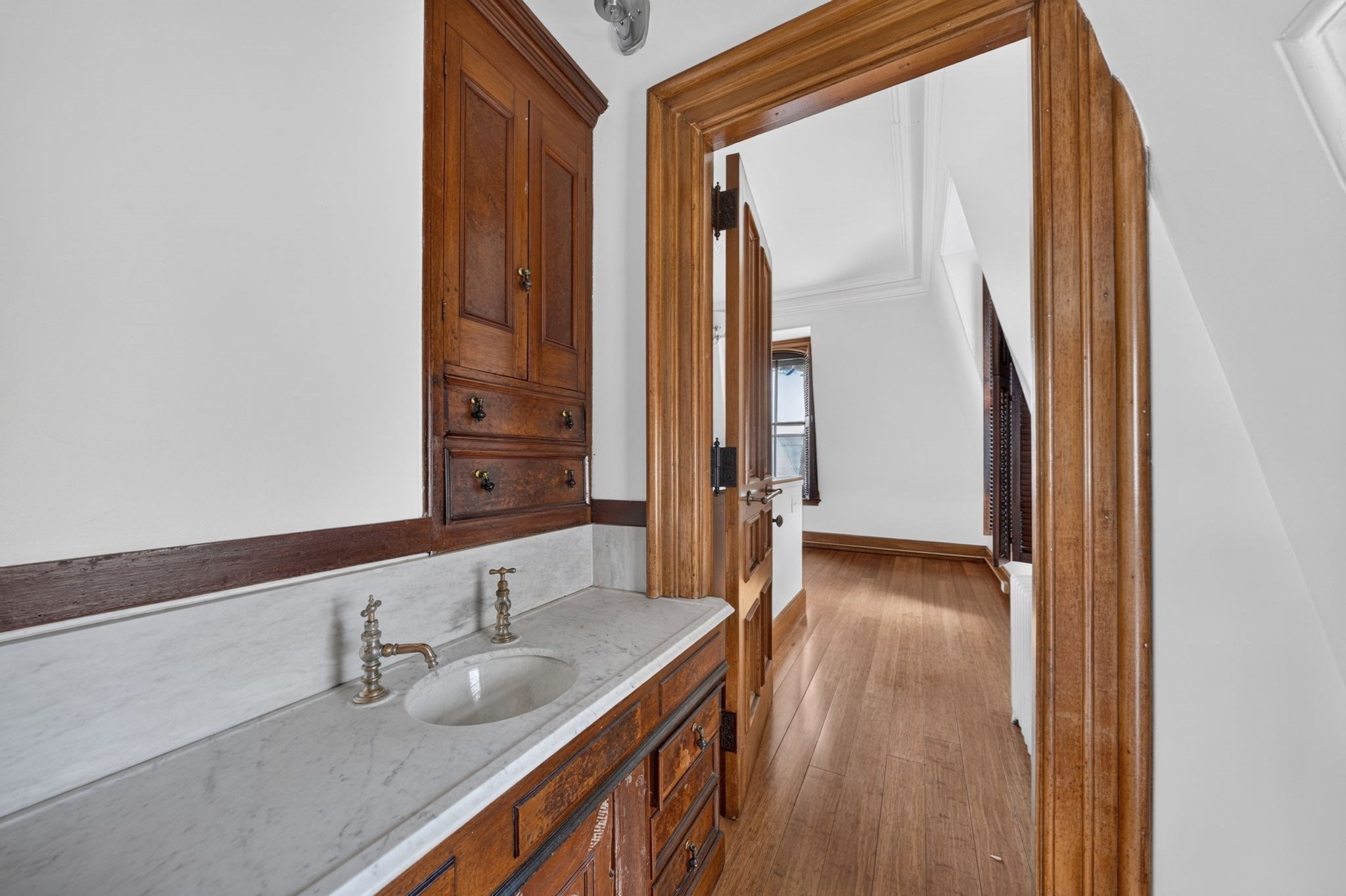 533 Locust St # 7 Property Photo 8