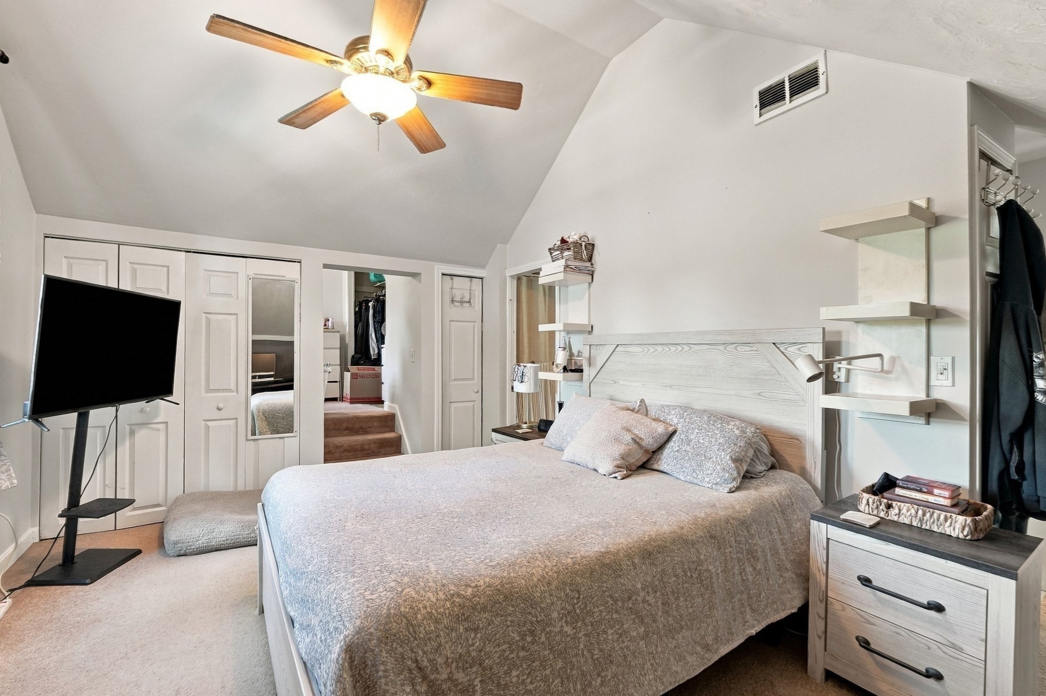 1533 Morton Avenue Property Photo 13