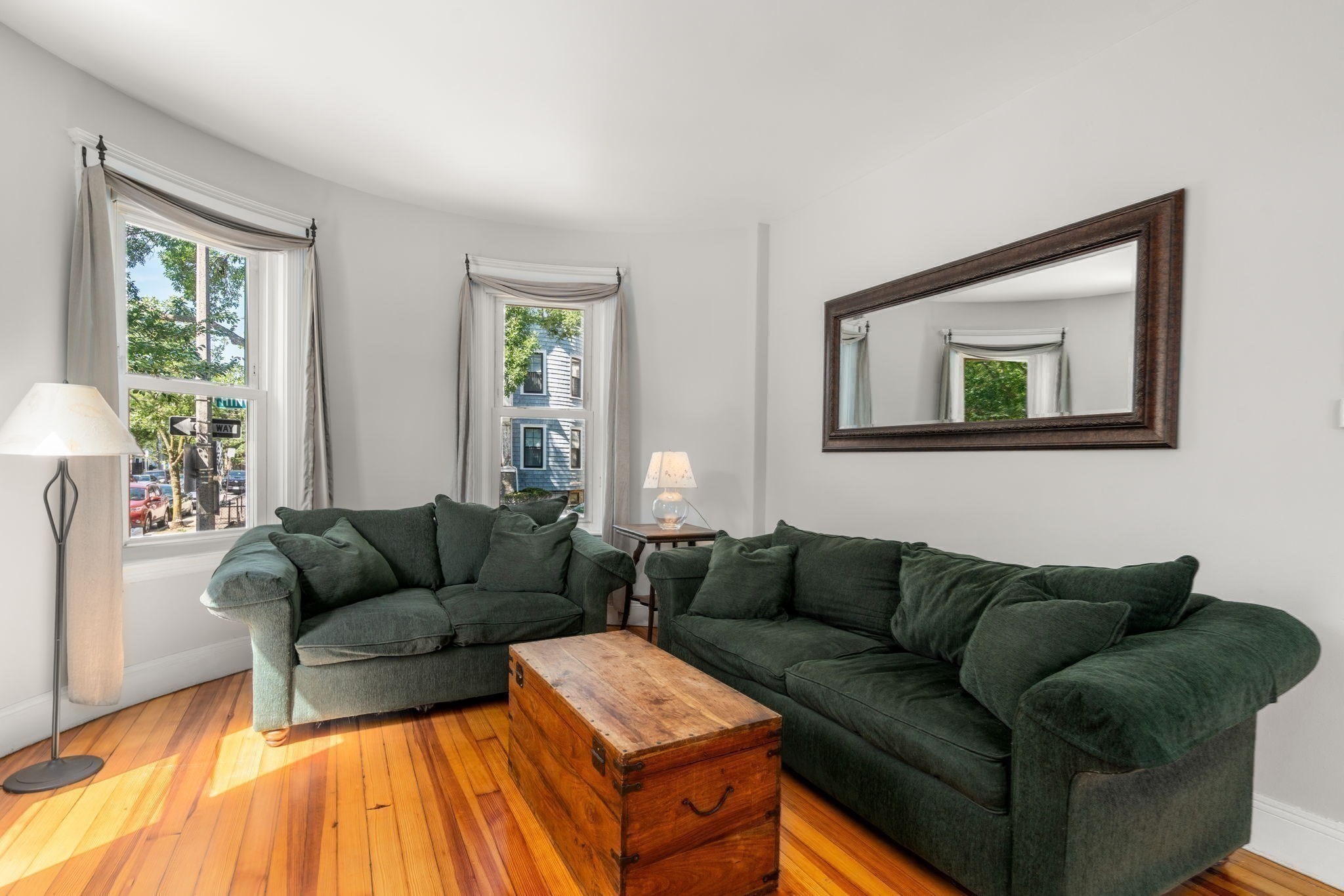 26 Hinckley St # 1 Property Photo 4