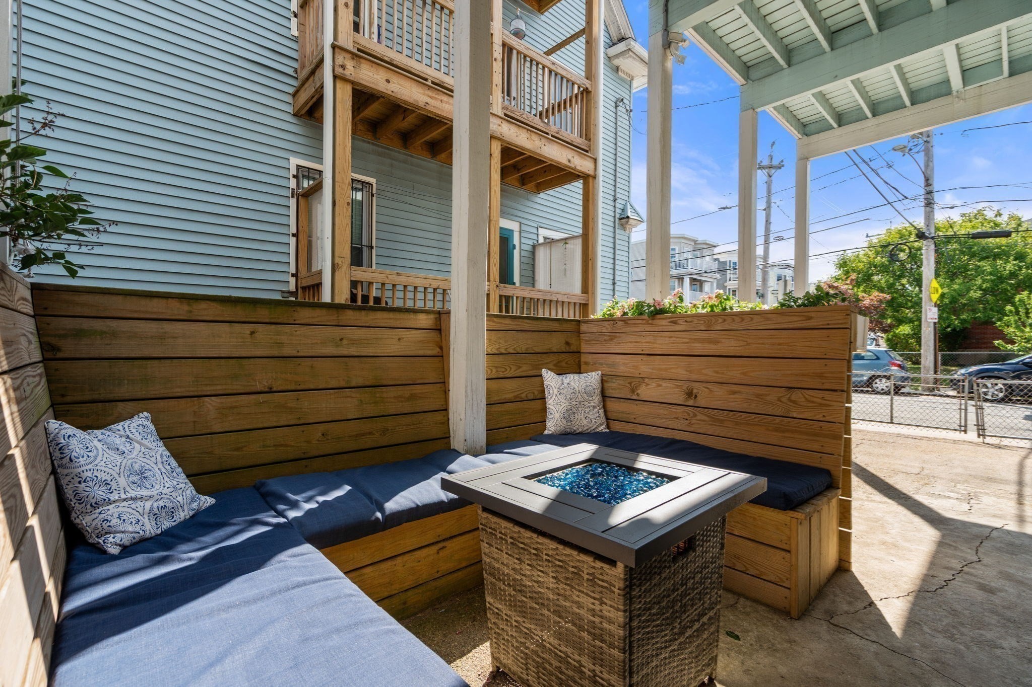 26 Hinckley St # 1 Property Photo 8