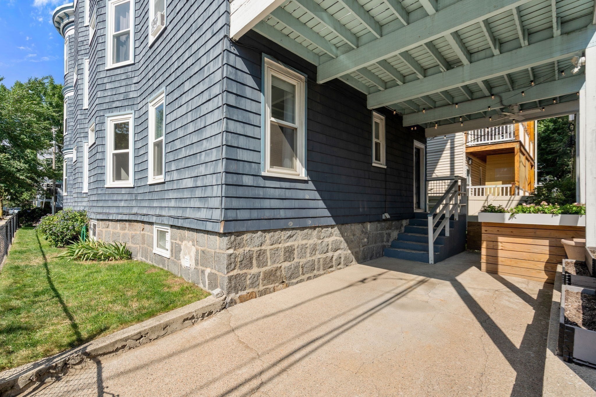 26 Hinckley St # 1 Property Photo 19