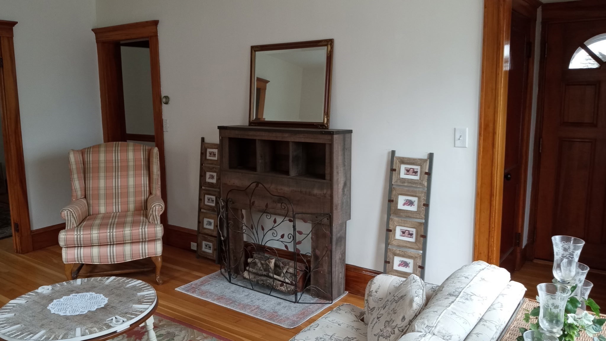 81 Sunnyside Av # 1 Property Photo 8