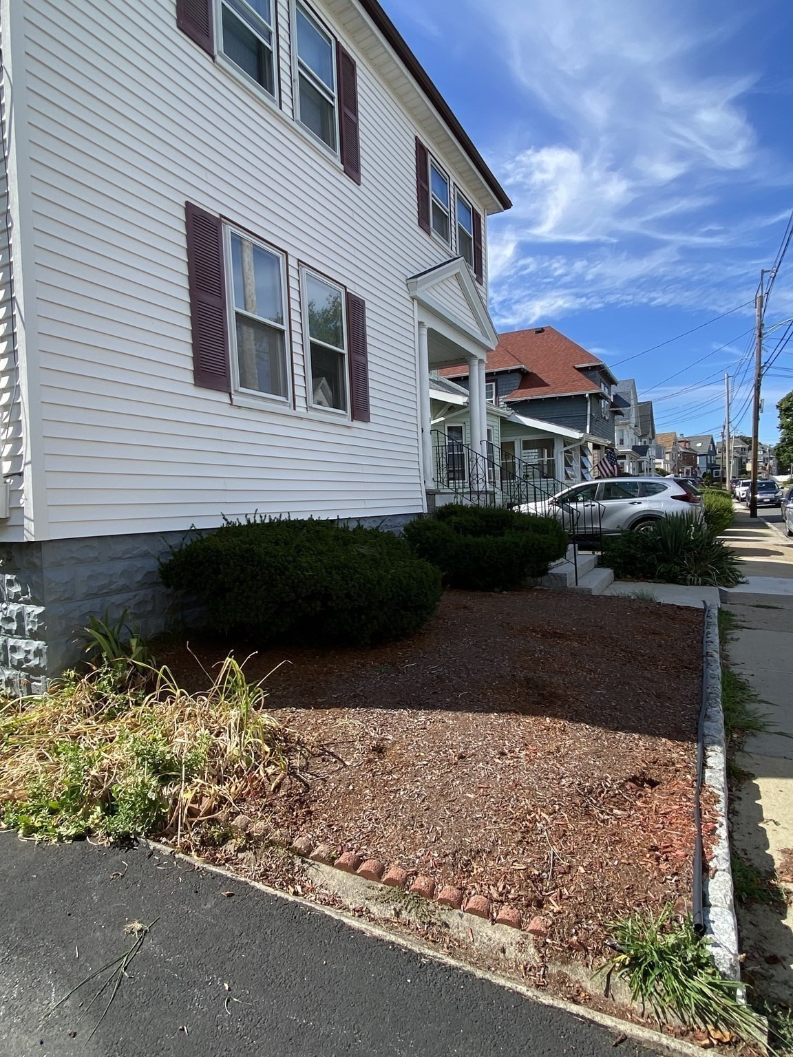 81 Sunnyside Av # 1 Property Photo 12