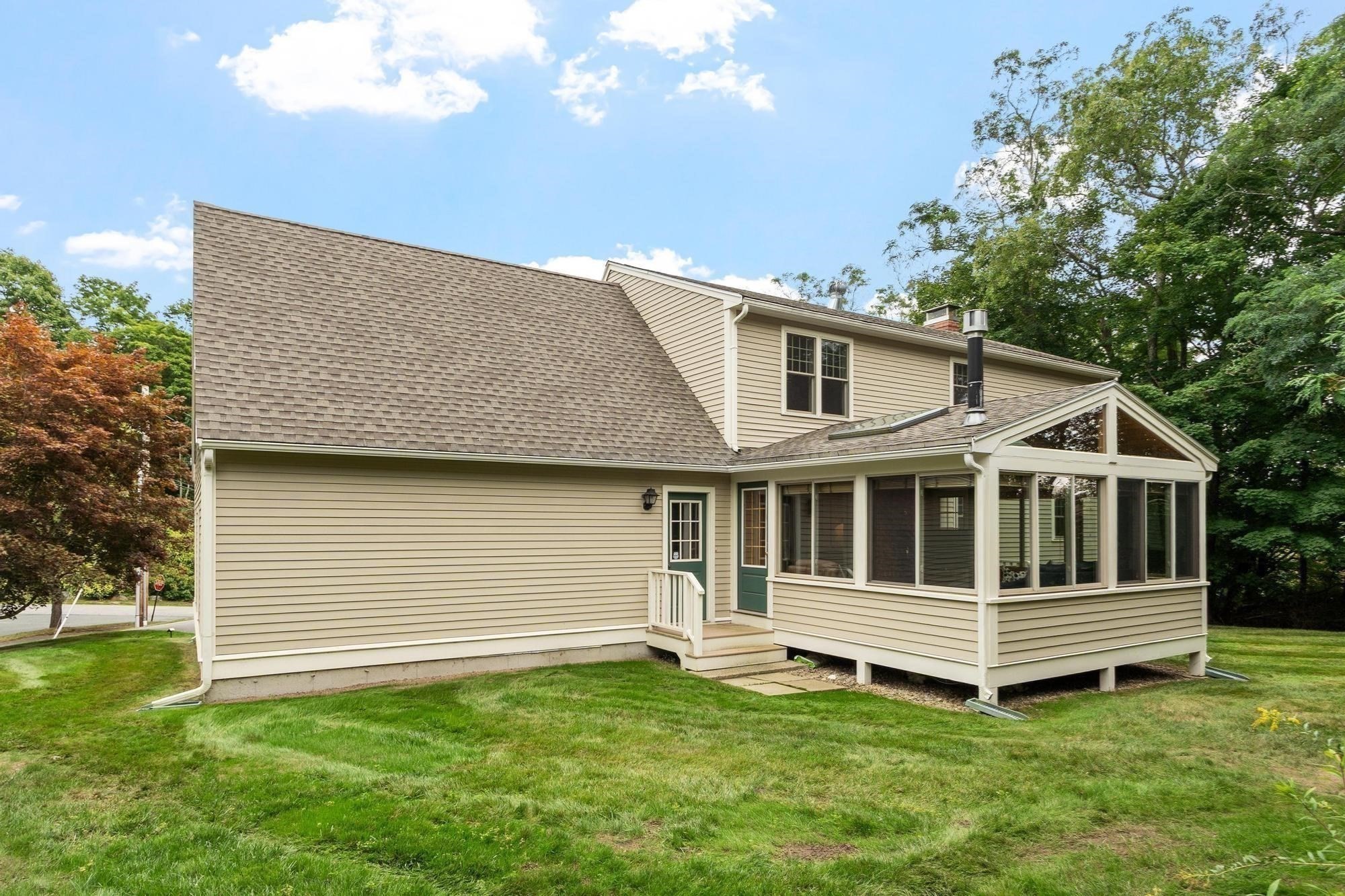 4 Pillsbury Lane Property Photo 32