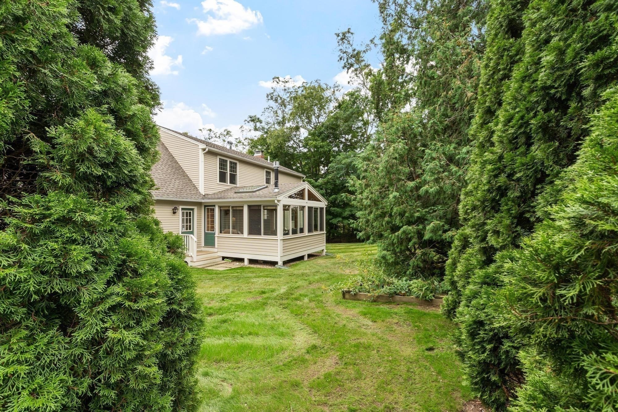 4 Pillsbury Lane Property Photo 34