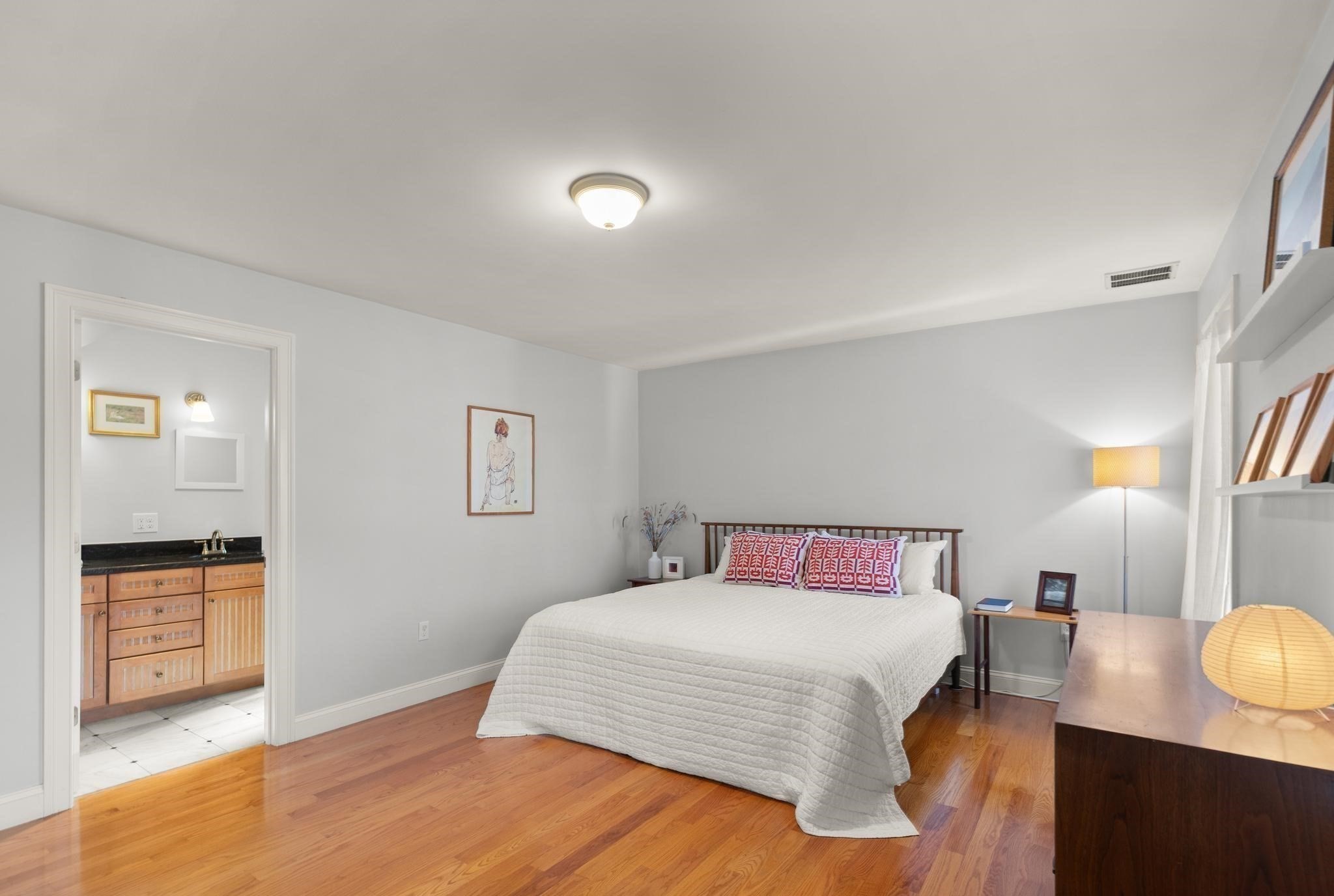 142 Bridge St # 2 Property Photo 19