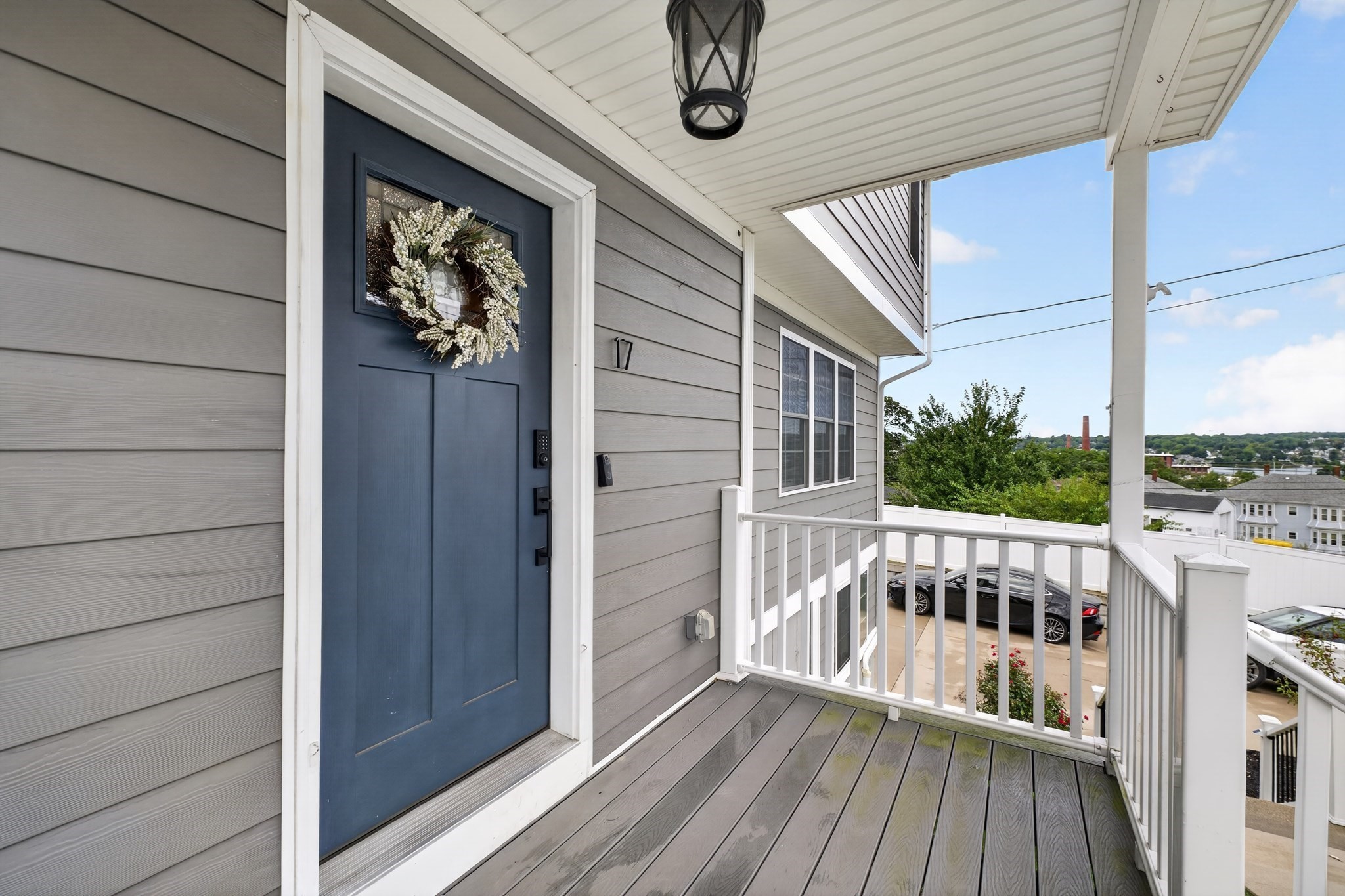 17 Montgomery St Property Photo 8