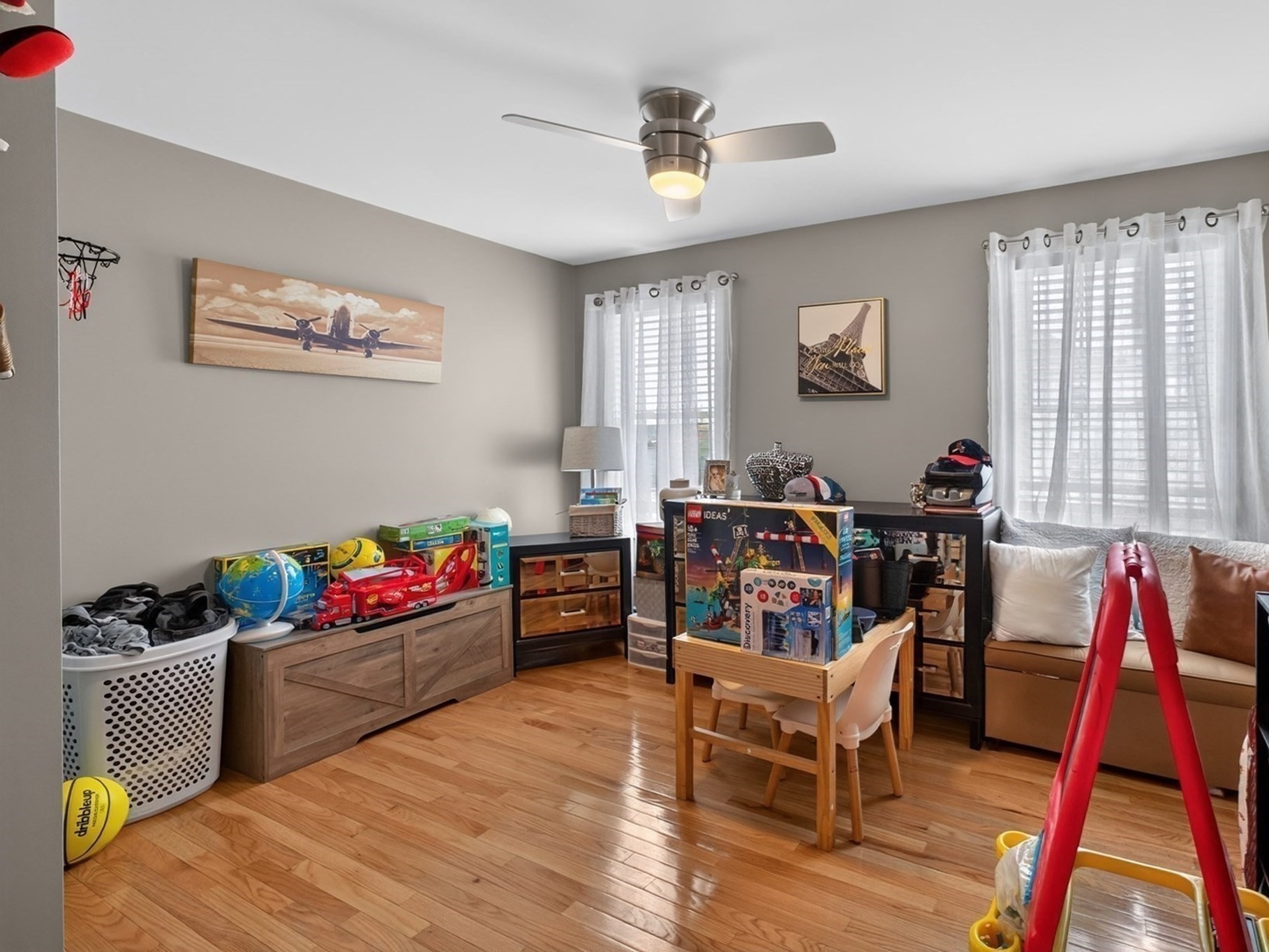 17 Montgomery St Property Photo 23