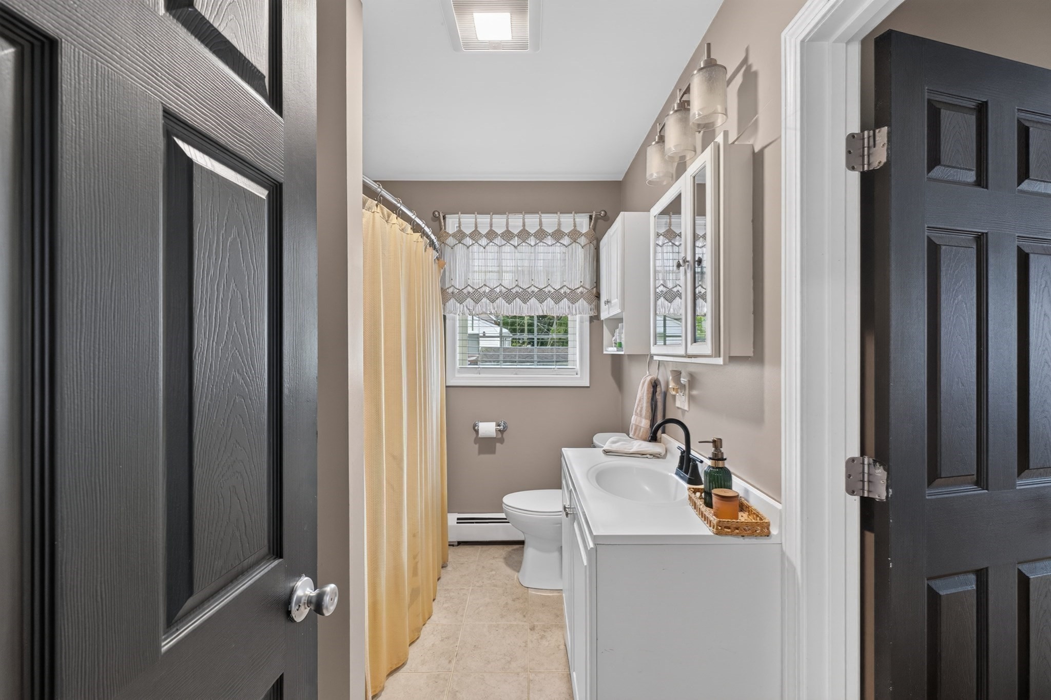 17 Montgomery St Property Photo 29