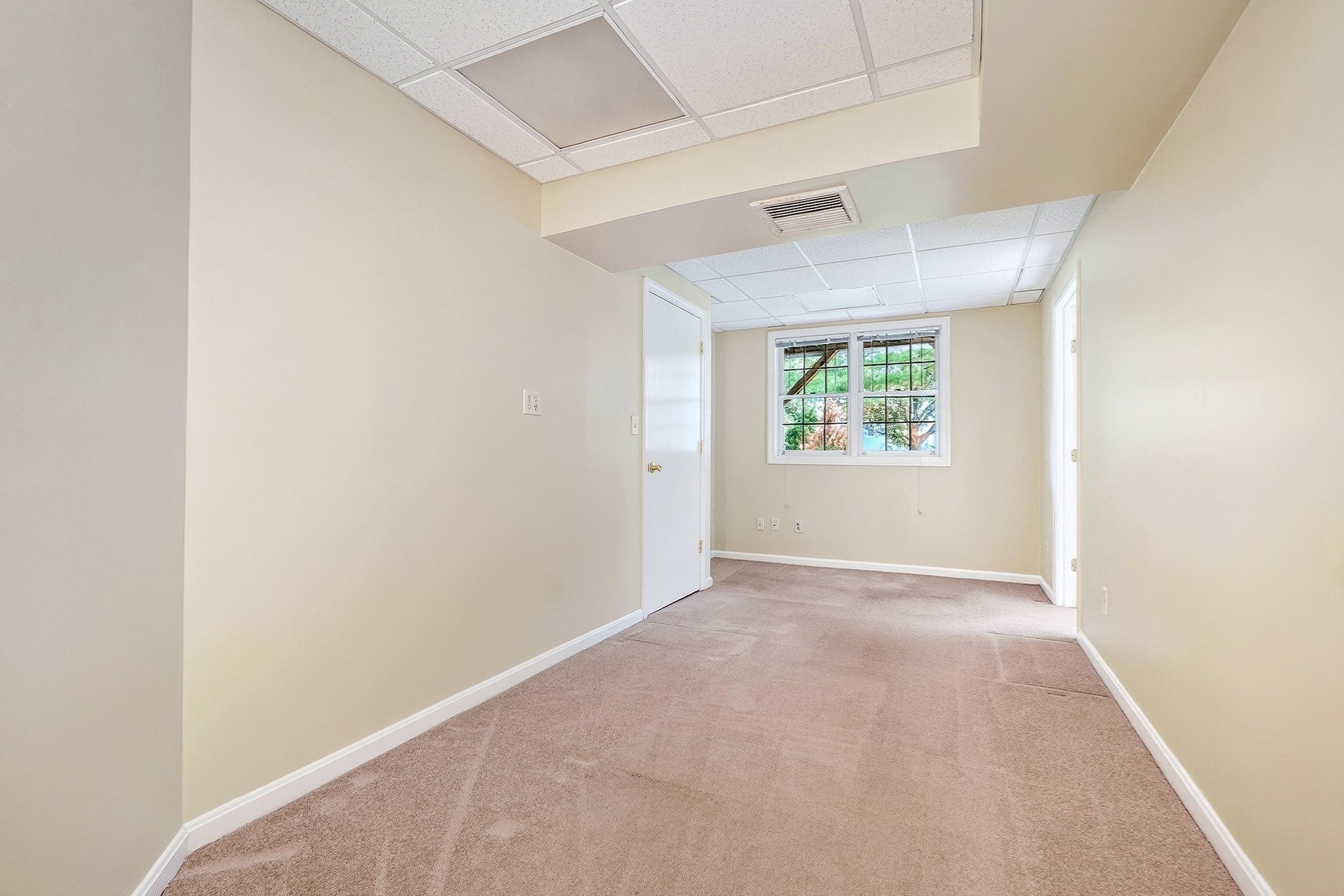 18 Knollwood Court # 18 Property Photo 17