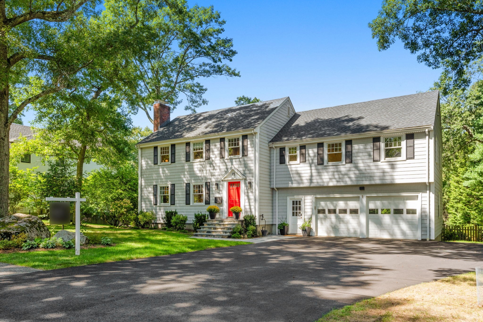 15 Wedgwood Rd Property Photo 1