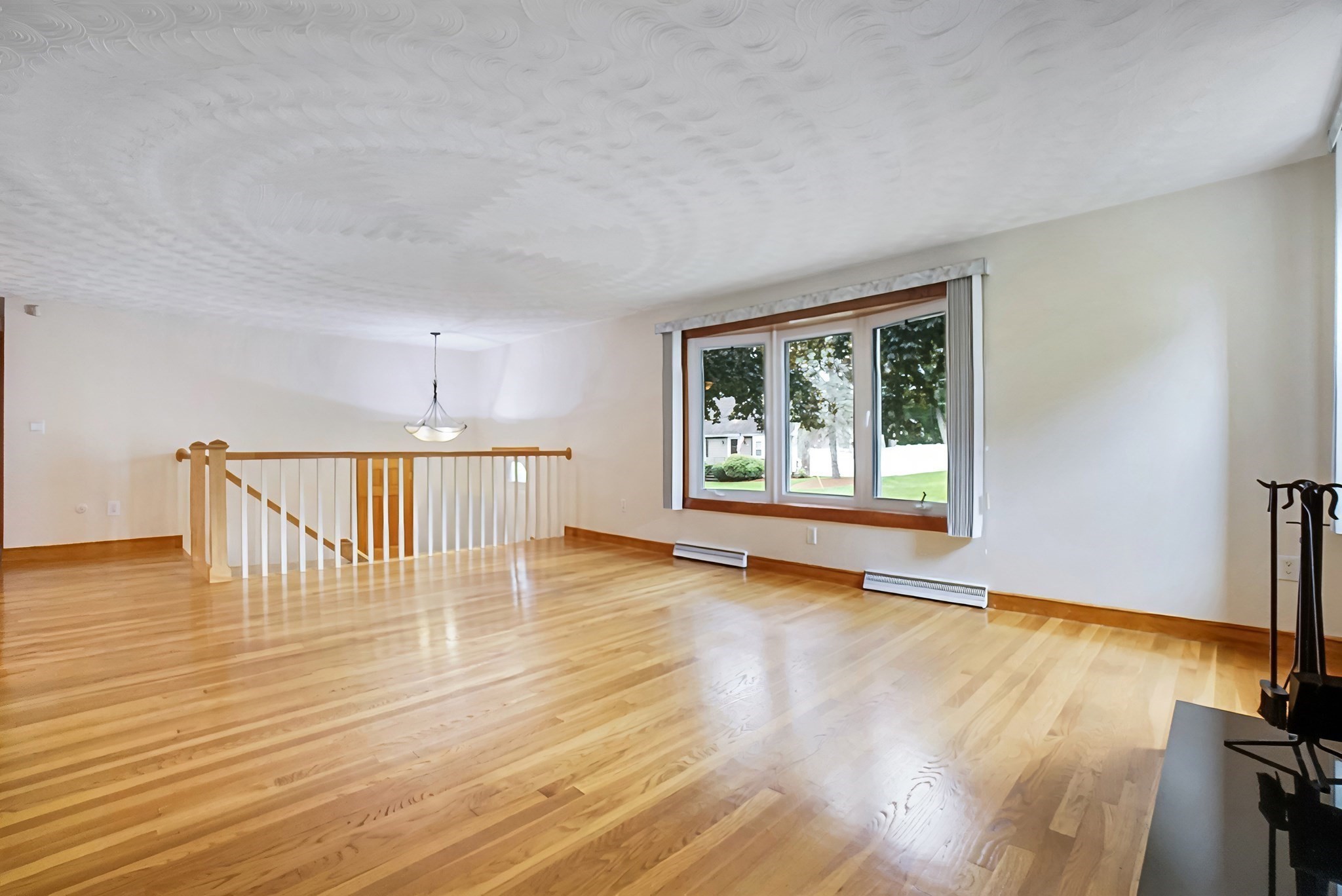 7 Stoney Brook Ln Property Photo 5