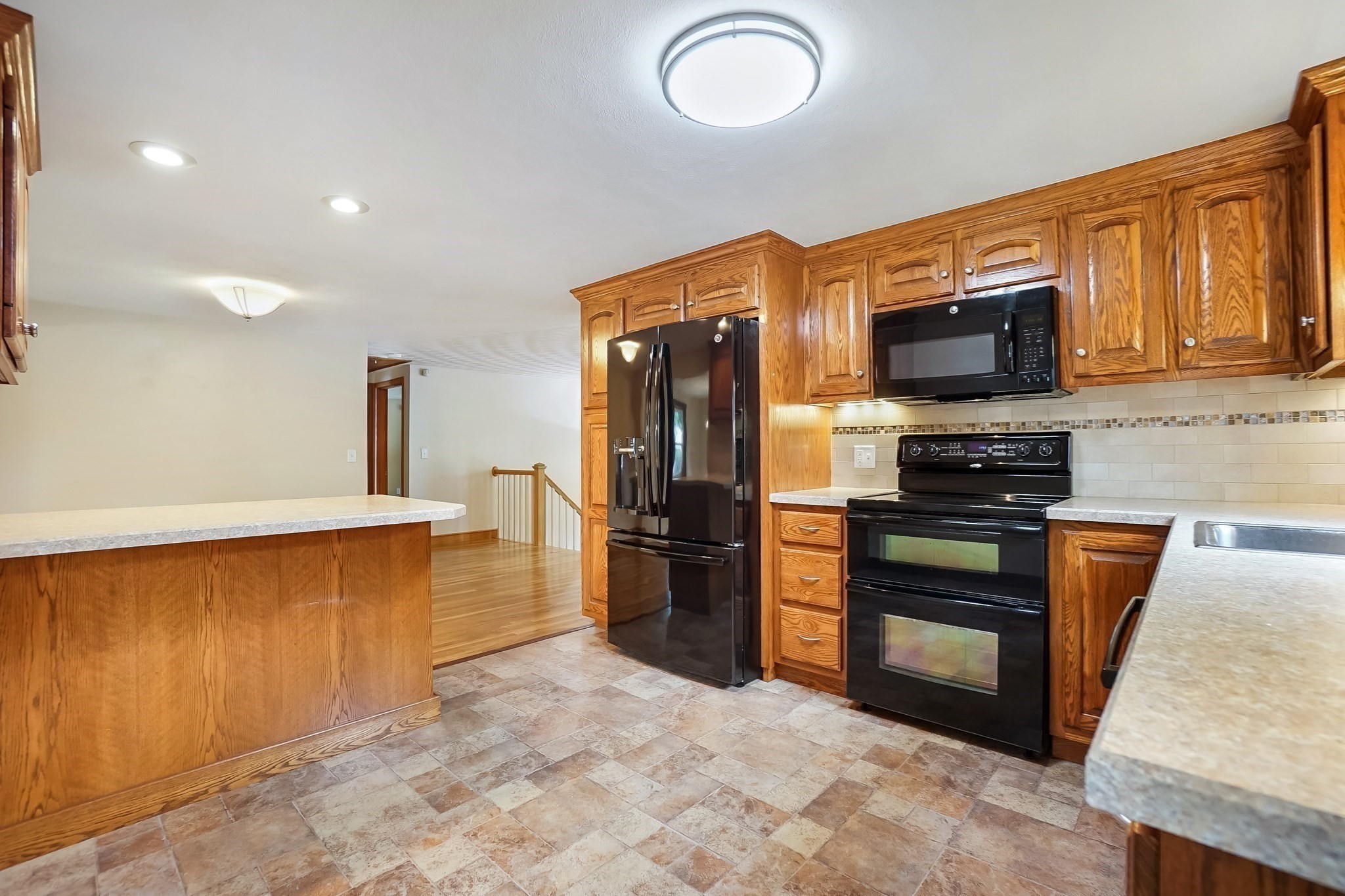 7 Stoney Brook Ln Property Photo 9