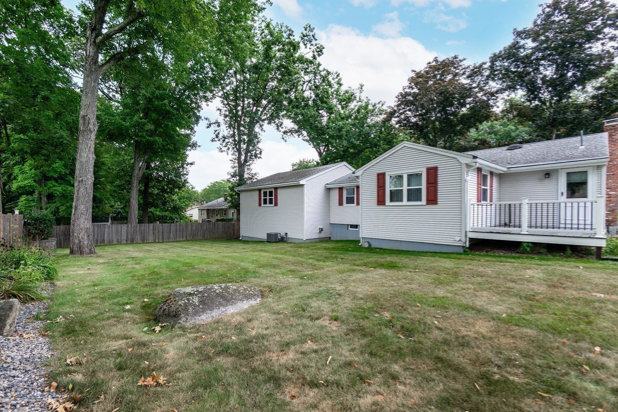 7 Stoney Brook Ln Property Photo 27