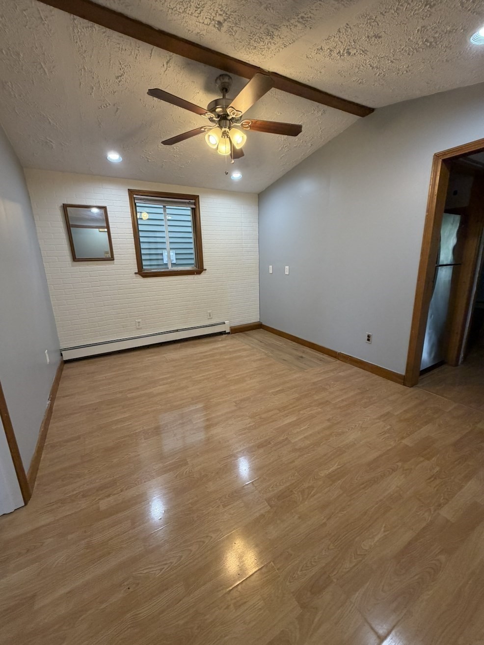 837.5 E 2nd Street # 3 Property Photo 3