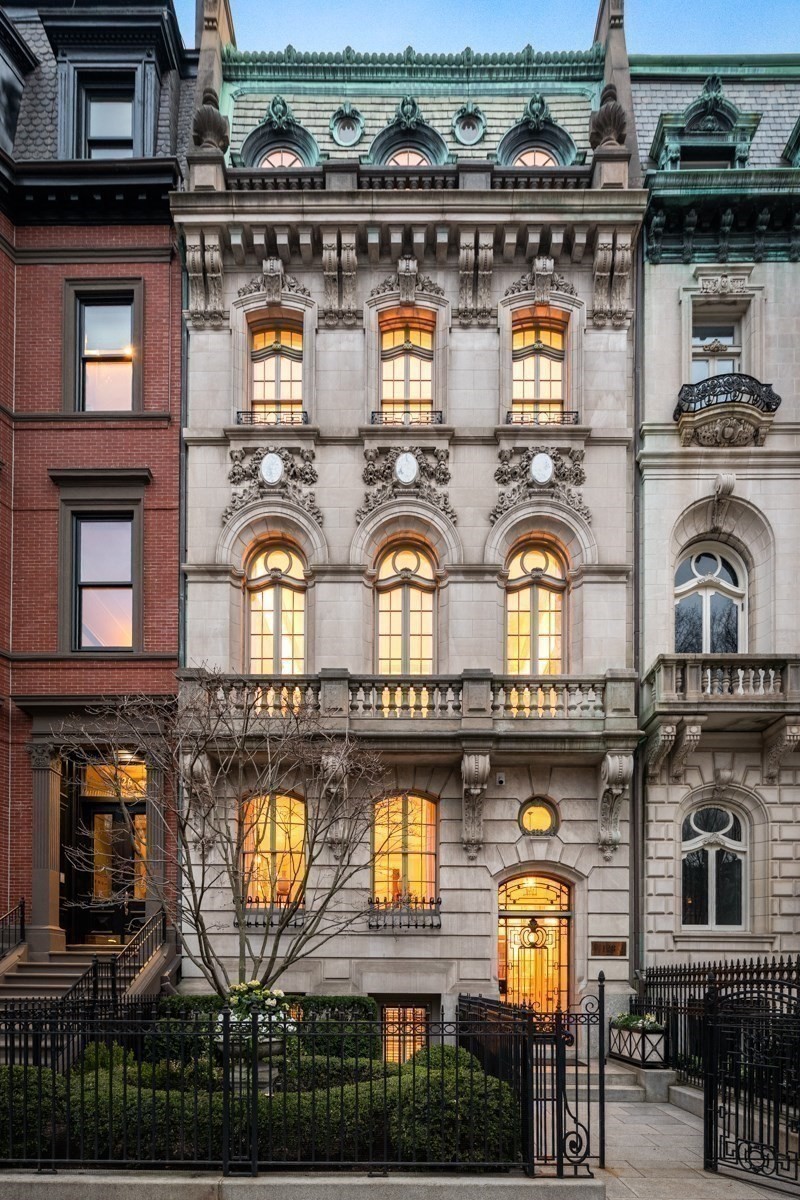 128 Commonwealth Avenue Property Photo 1
