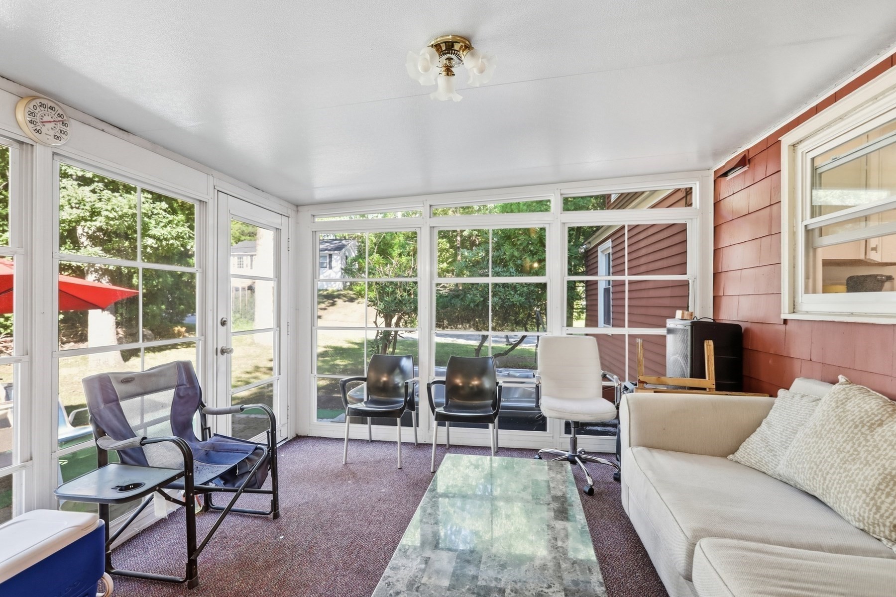 19 Capitol St Property Photo 10