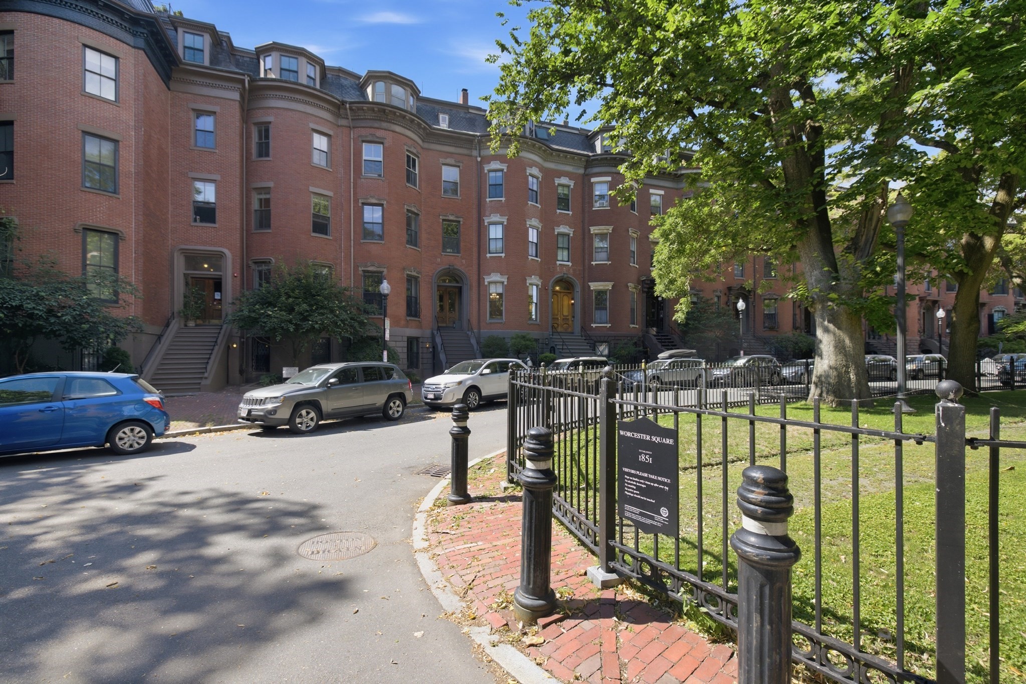 29 Worcester Sq # 5 Property Photo 1