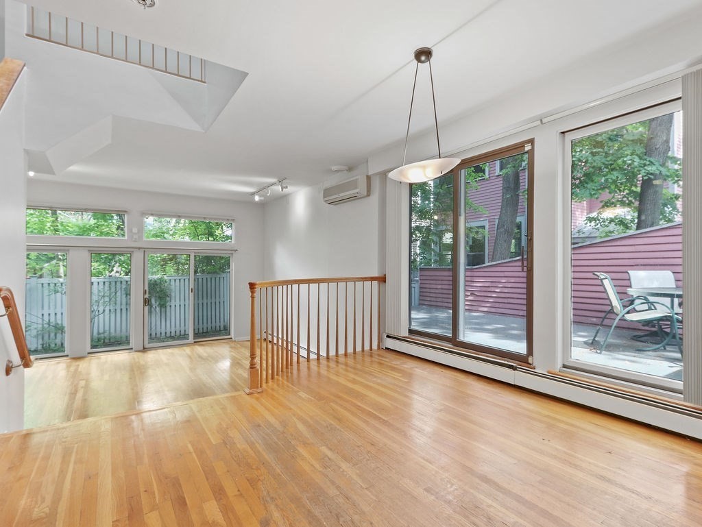336 Harvard St. Property Photo 1