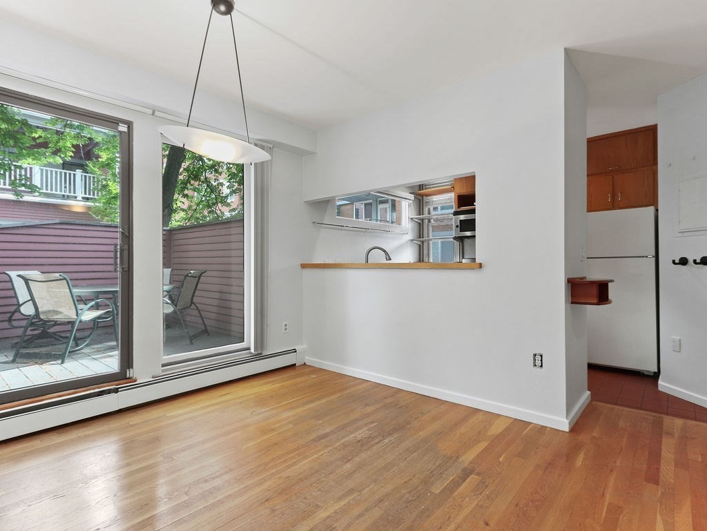 336 Harvard St. Property Photo 3