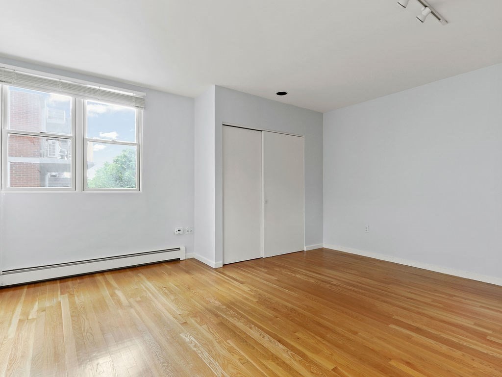 336 Harvard St. Property Photo 21
