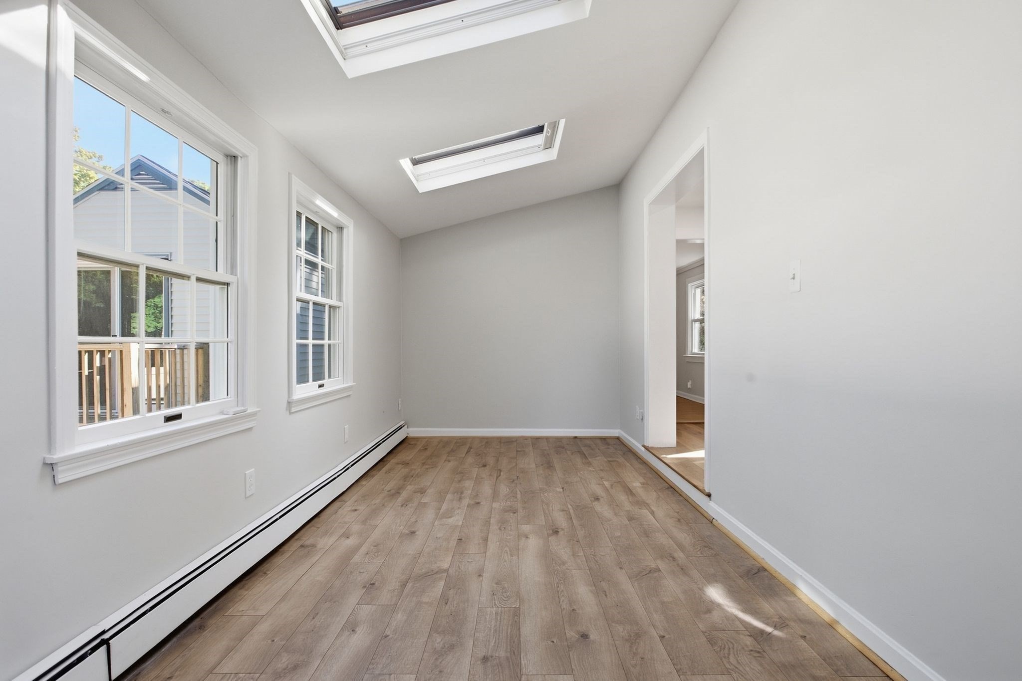 330 Haven St Property Photo 21