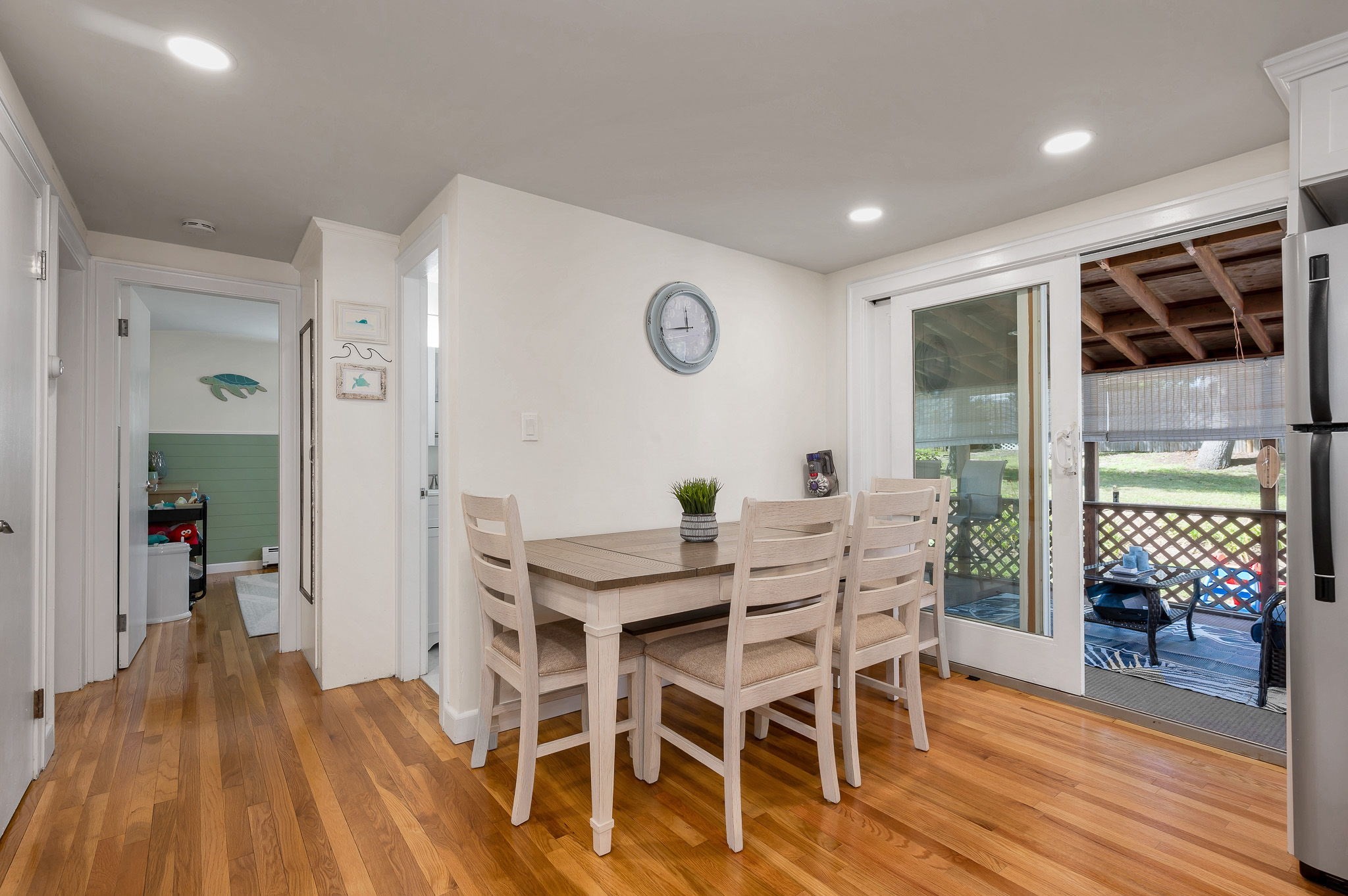13 Cedar St Property Photo 9