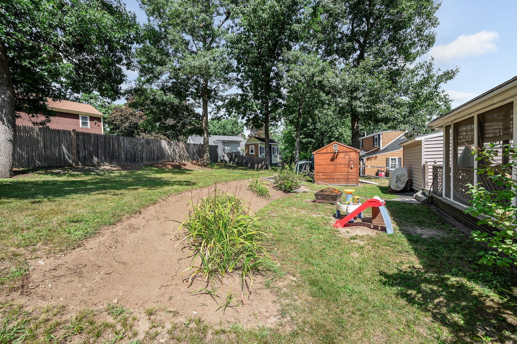 13 Cedar St Property Photo 29