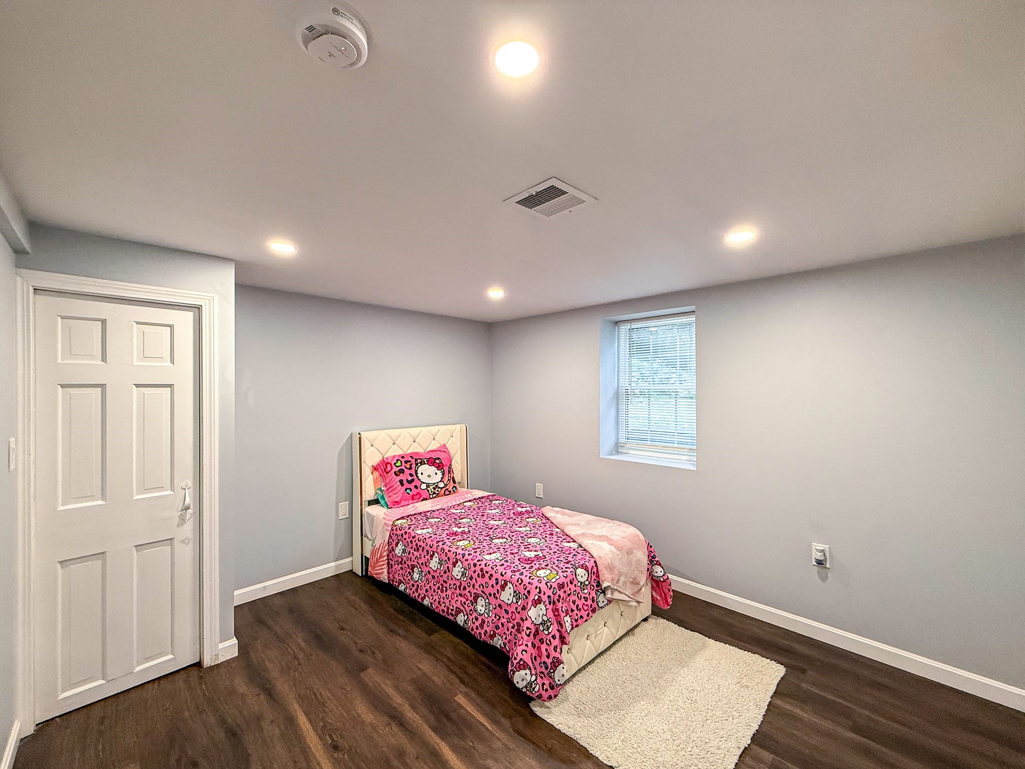 107 Olive St Property Photo 18