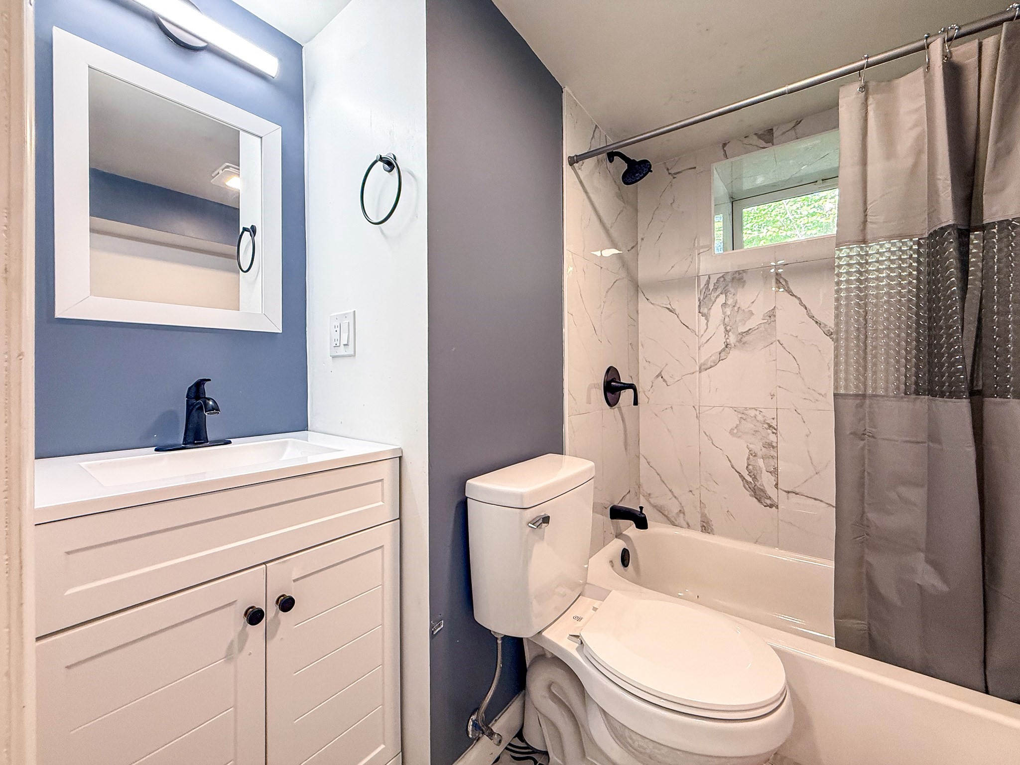 107 Olive St Property Photo 22